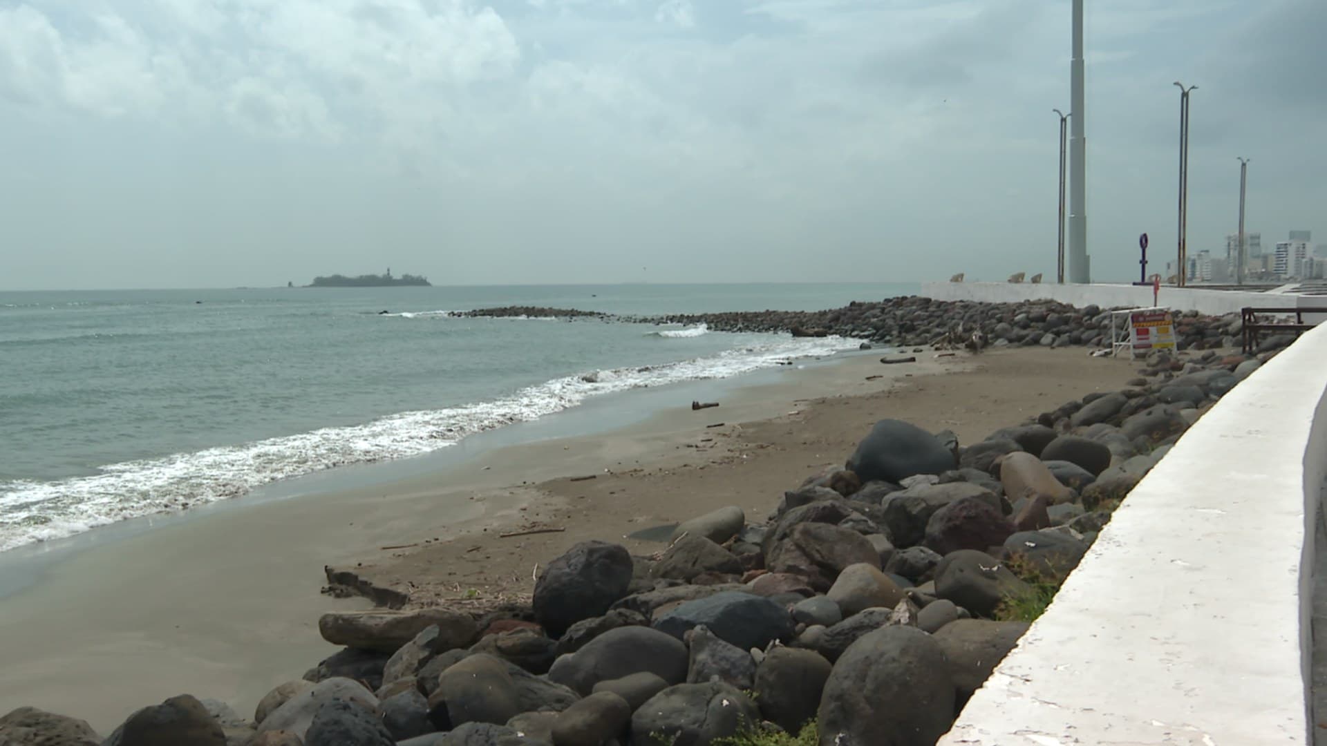 Conoce la playa prohibida para los bañistas en Veracruz