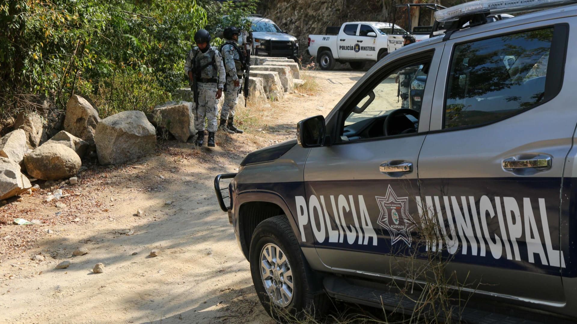 Detienen a 7 Policías por Presunto Secuestro en Comandancia de Guerrero