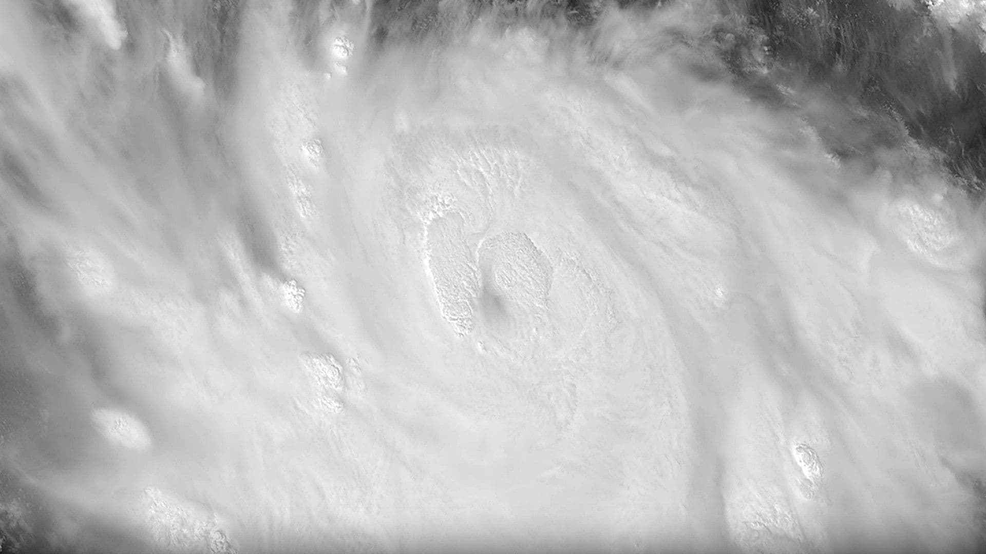 Intensificación del huracán Polo en el Pacífico mexicano. Imagen de satélite CIRA/NOAA