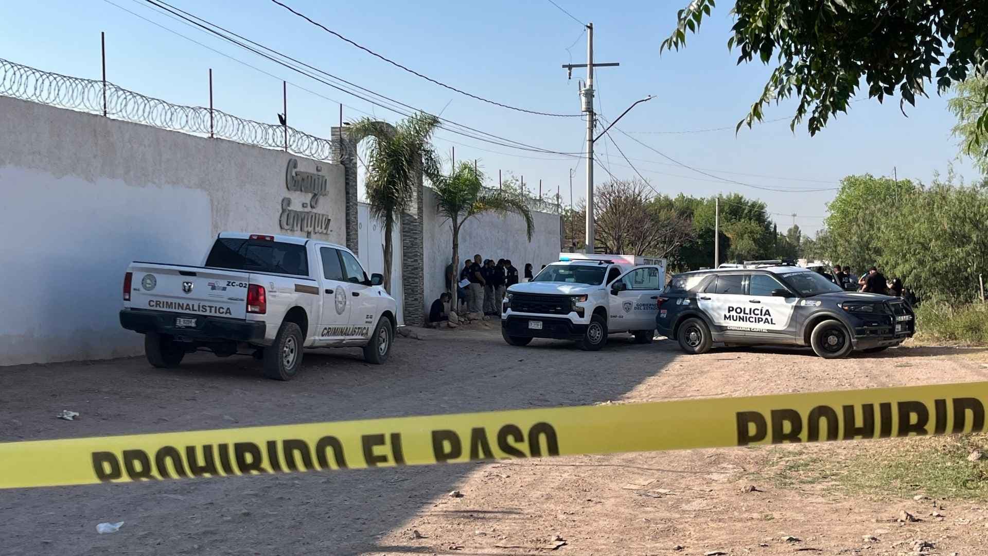 Localizan a dos hombres asesinados a balazos