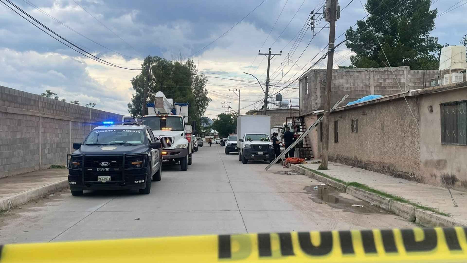 Muere hombre tras recibir descarga eléctrica