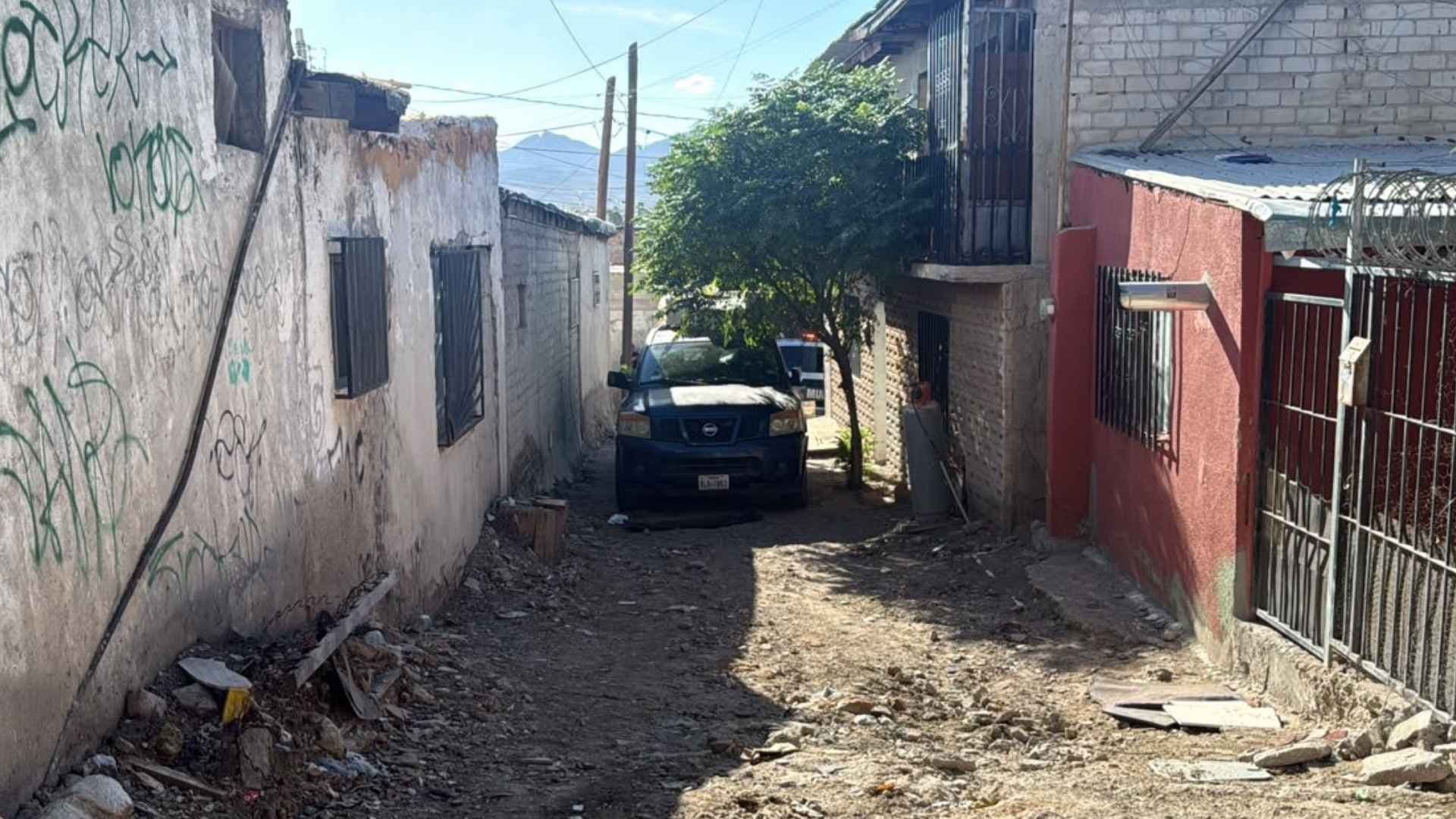 Hallan camioneta con reporte de robo