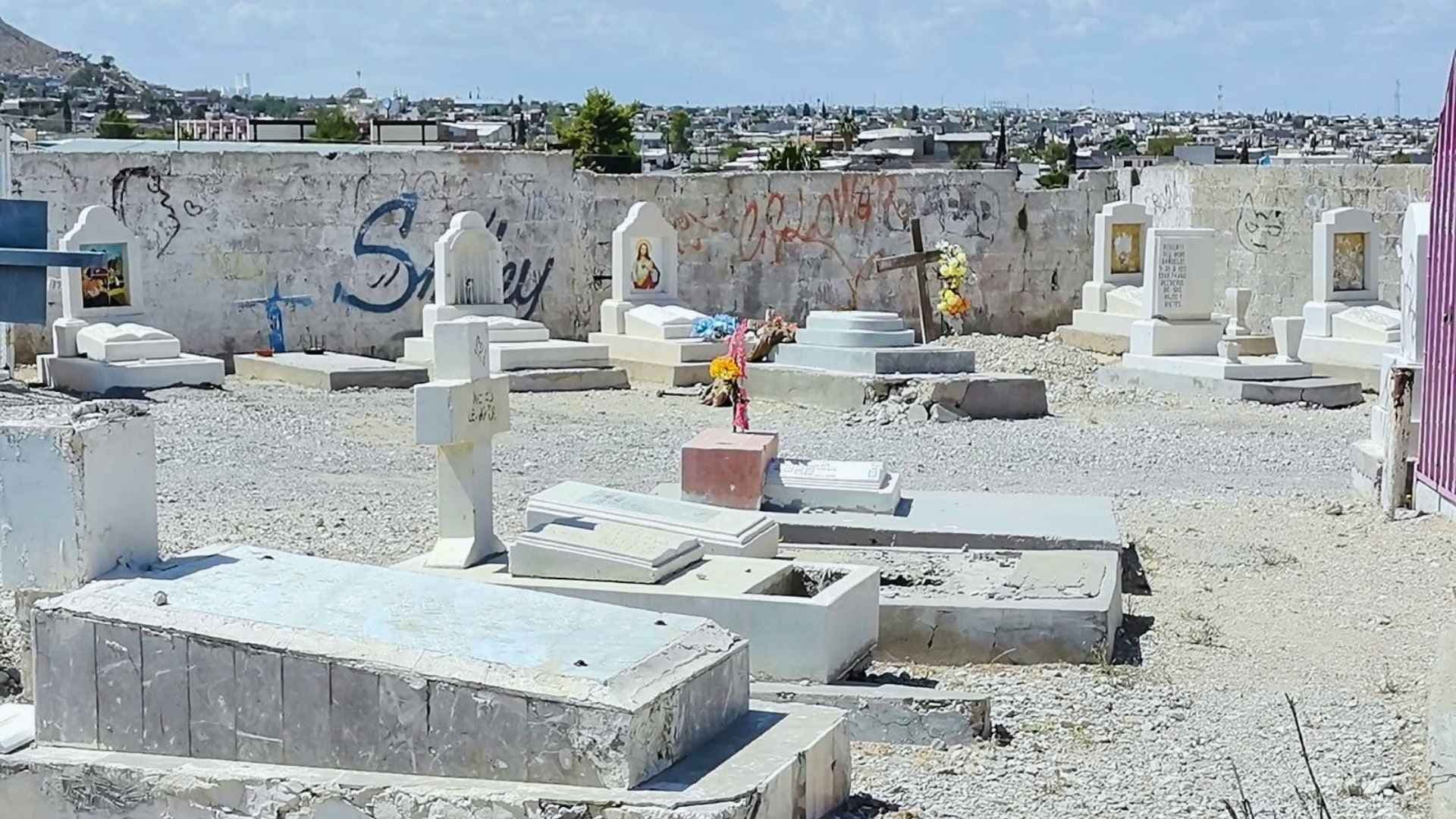 Hallan Restos Óseos Sobre una Tumba