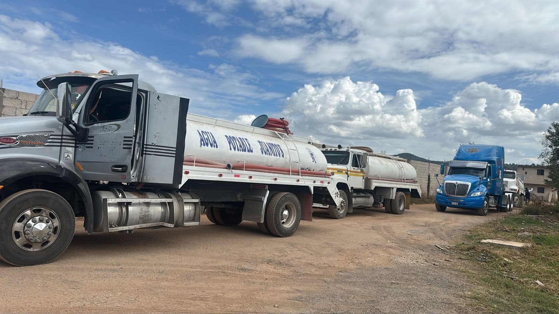 Seis Detenidos Cinco Pipas Aseguradas Pozo Clandestino Agua Operativo Amozoc Puebla