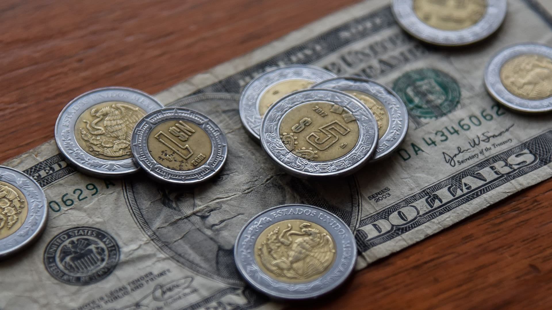 Precio del Dólar Hoy Viernes 12 de Junio de 2026: ¿Cómo Está el Tipo de Cambio con el Peso?