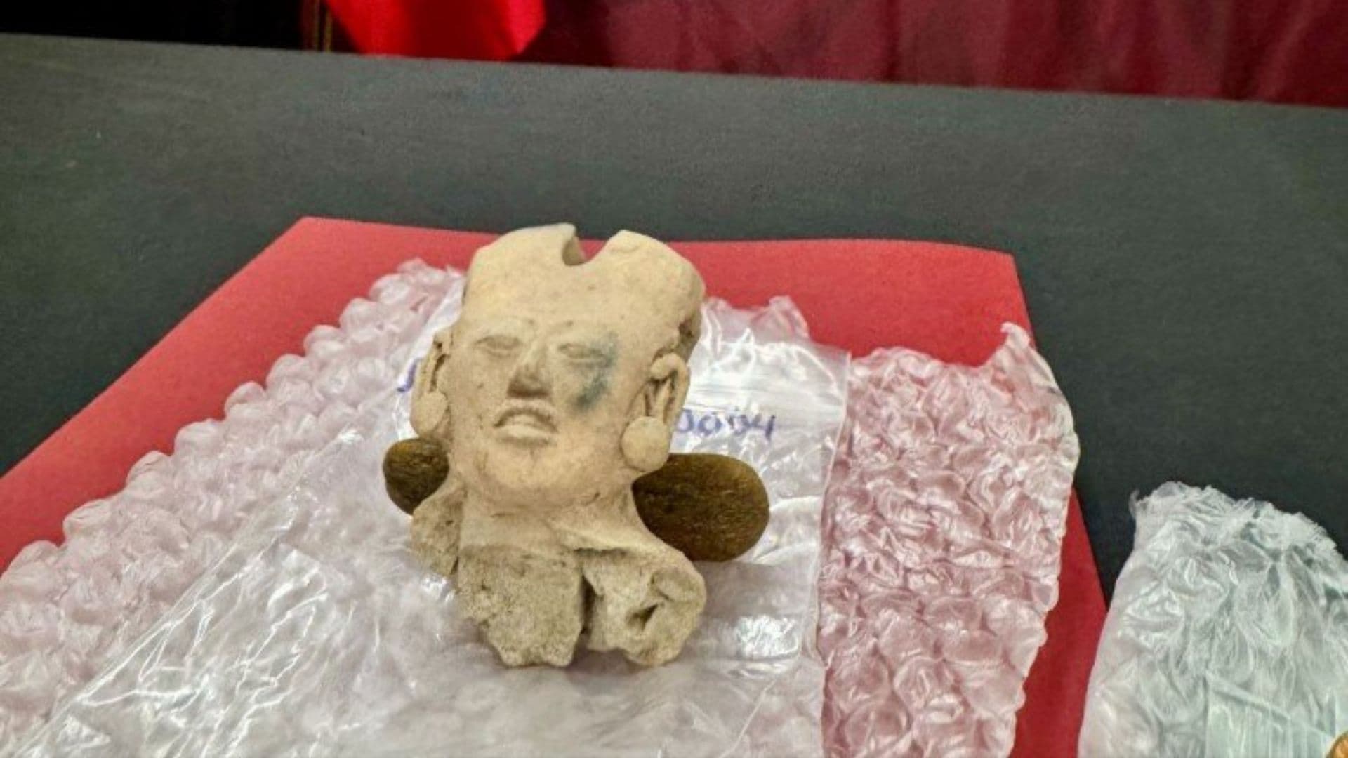 EUA Devuelve a México Mil 132 Bienes Arqueológicos Prehispánicos