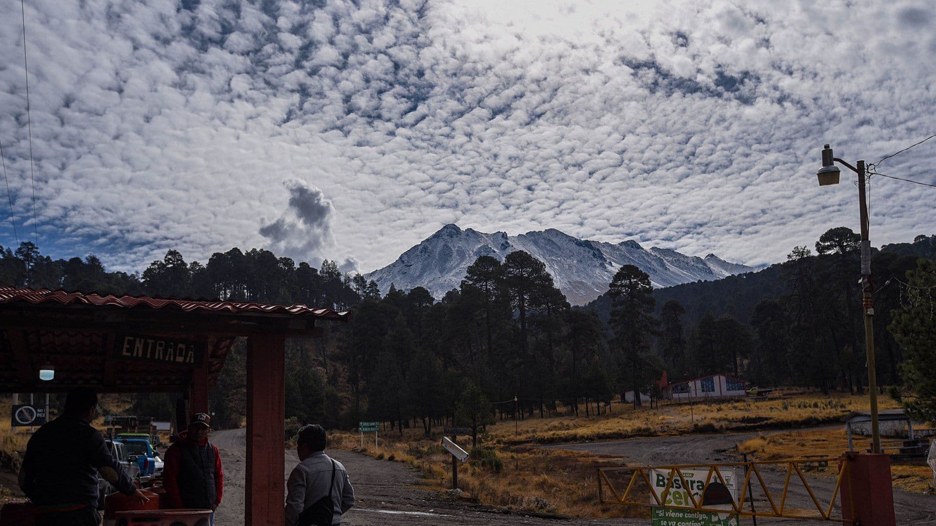 Nevado de Toluca con una capa de nieve en la cumbre debido a un frente frío en enero 2026. Foto: Cuartoscuro | Archivo