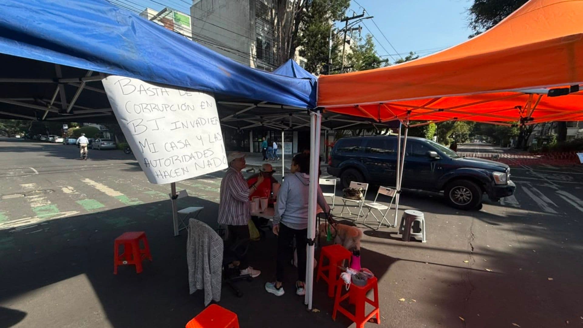 Protesta por despojos en la Colonia Del Valle, alcaldía Benito Juárez