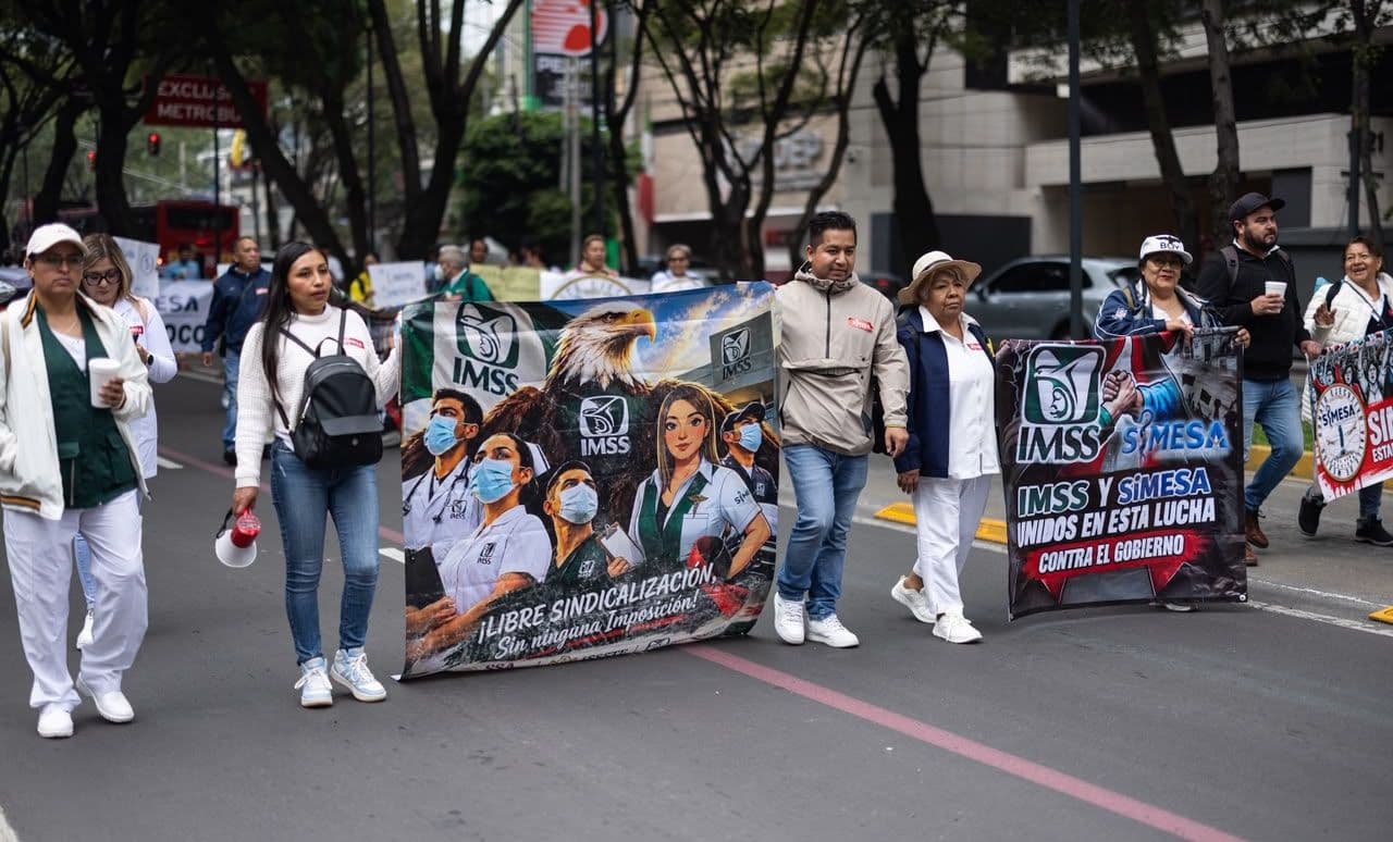 Trabajadores del IMSS se únen a las manifestaciones en CDMX