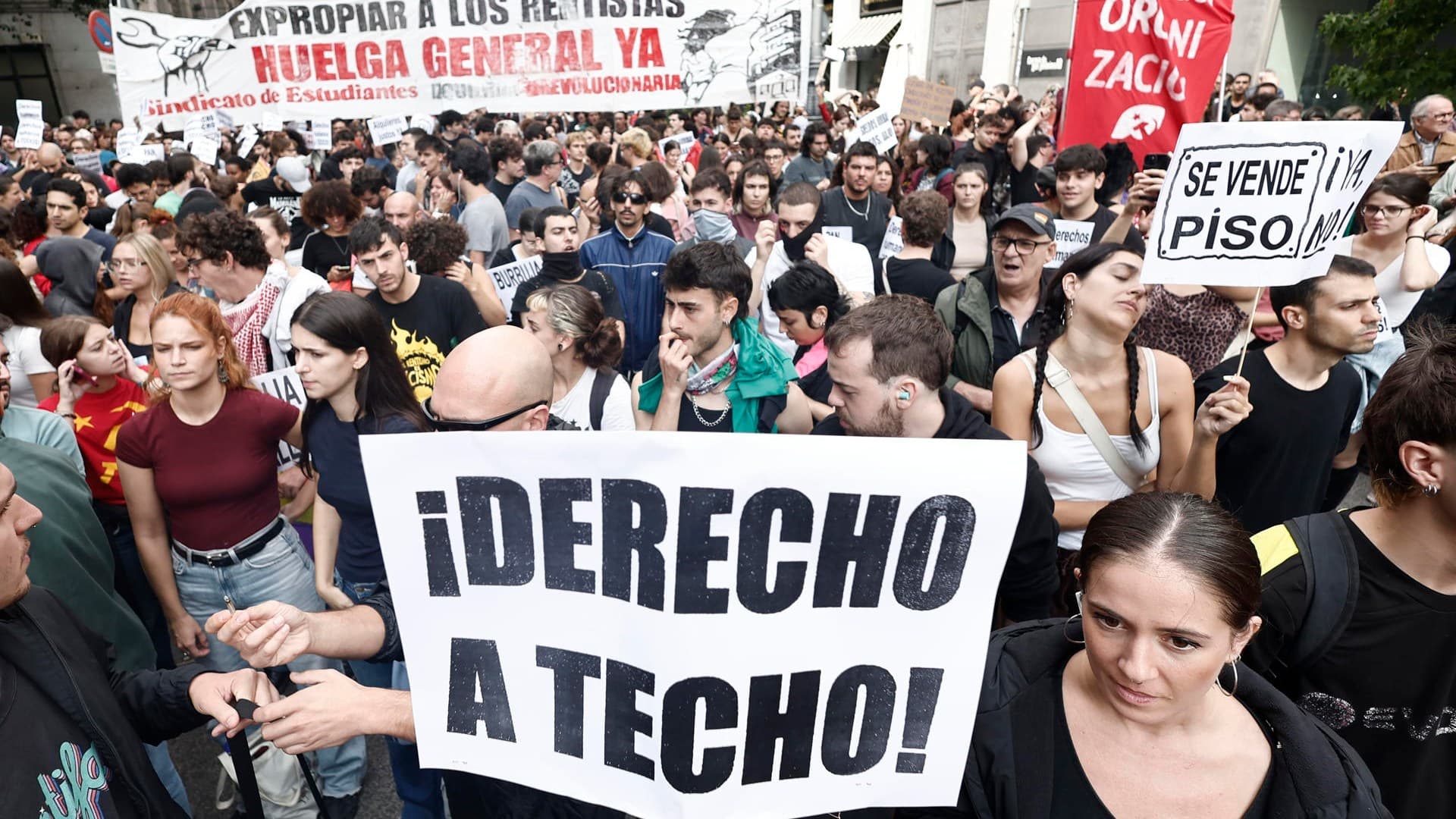 Revés a Decretos sobre Vivienda en España Desata Protestas y Posibles Elecciones Anticipadas