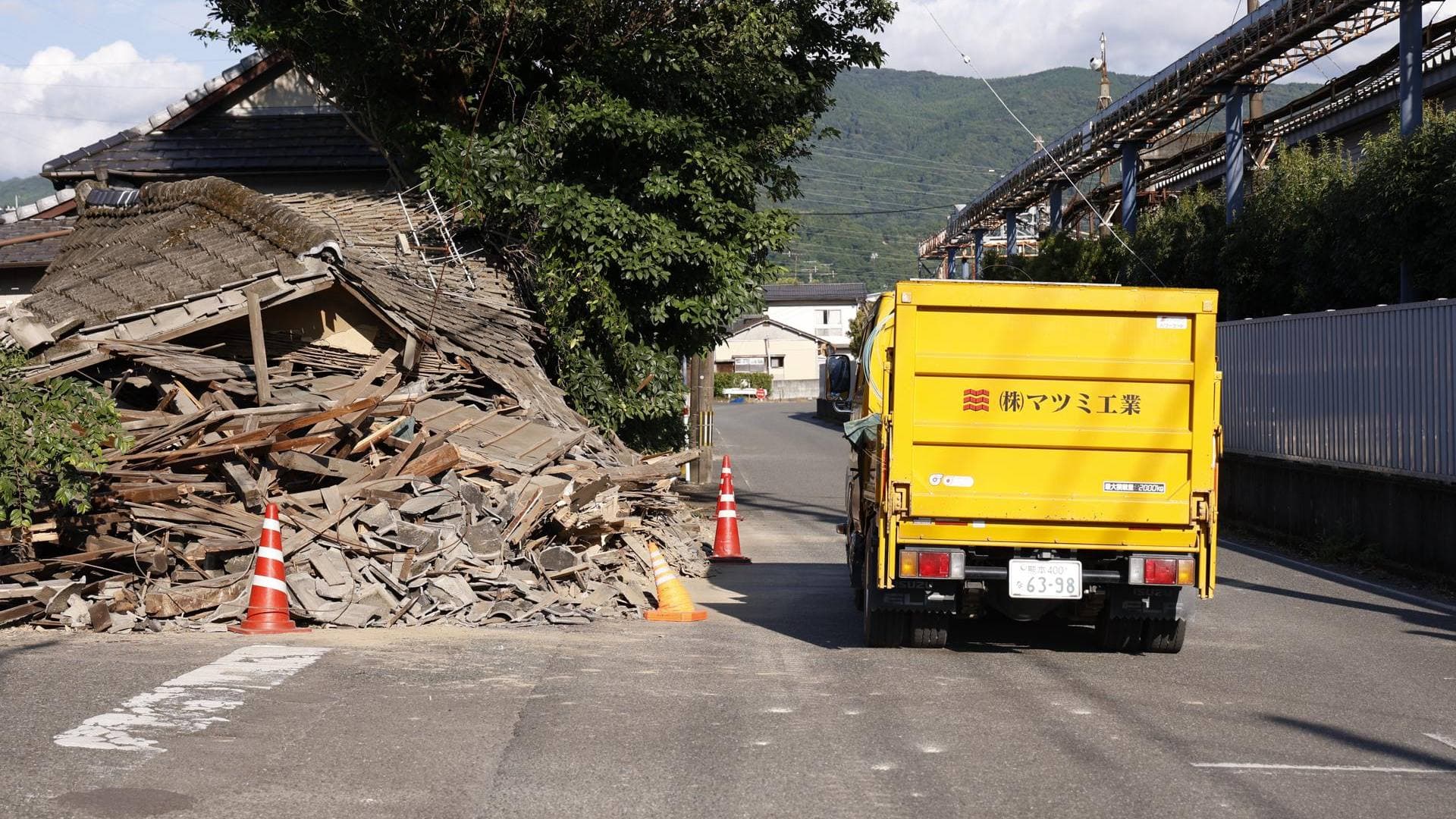 Daños por terremotos en Japón