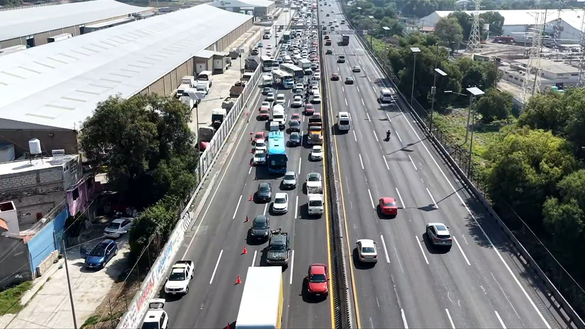 ¿Qué Pasó en la México-Pachuca Hoy 30 de Mayo 2026? Desde el Aire, Filas Kilométricas de Coches
