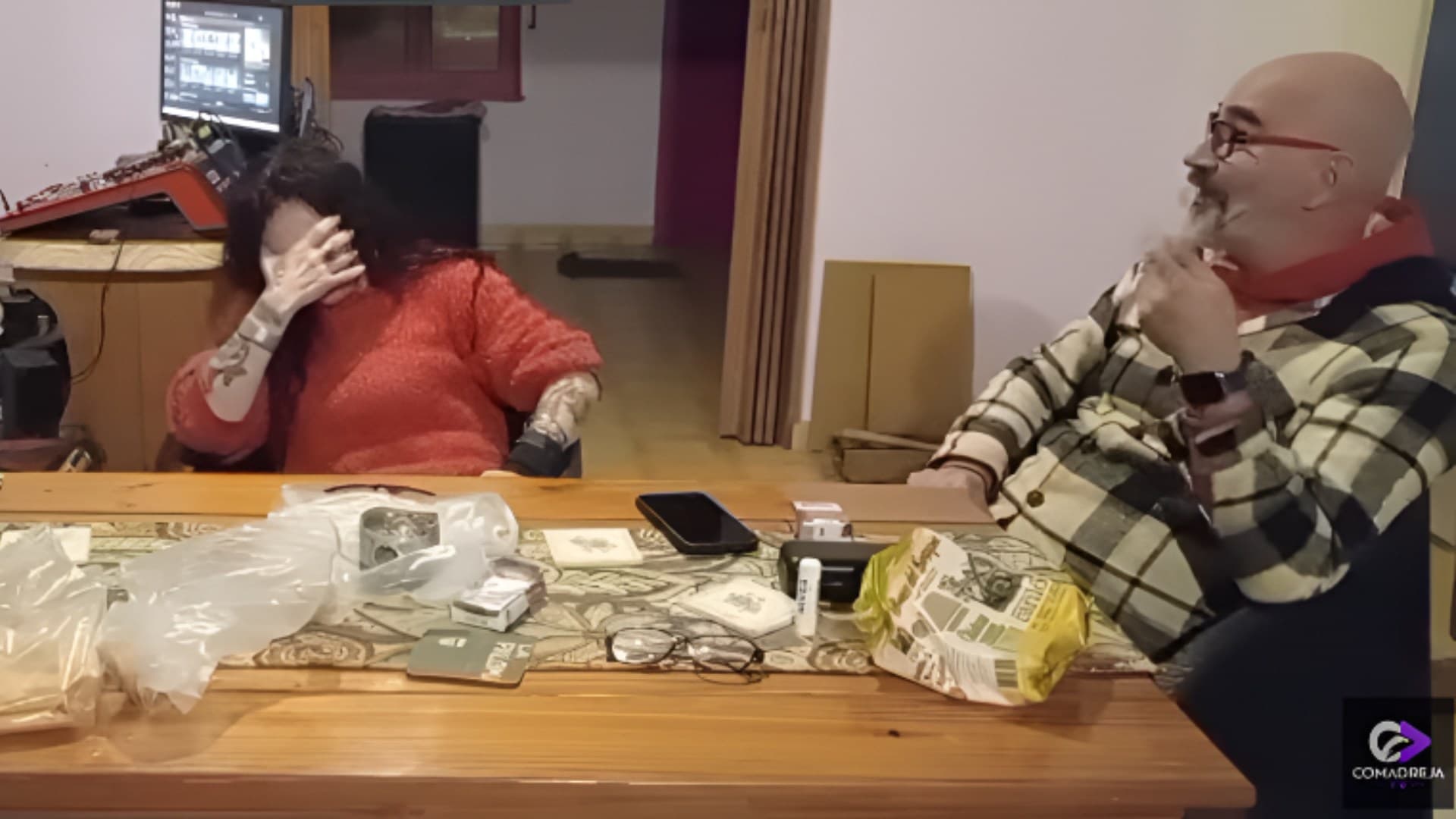 Balario en el estreno de su proyecto de streaming. Foto: Captura de pantalla Youtube La Comadreja TV