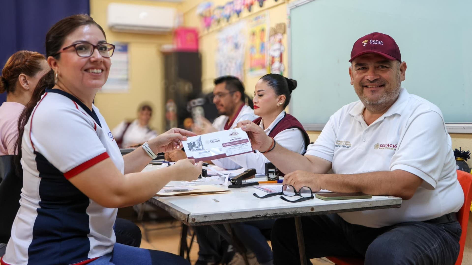 Conoce A Quiénes Les Depositan Beca Rita Cetina el 4 y 11 de Agosto 2026
