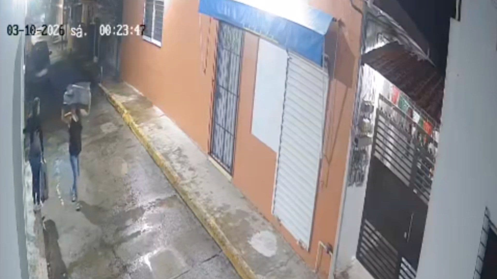 Hombre es víctima de robo por mujeres que contactó por aplicación en Veracruz.