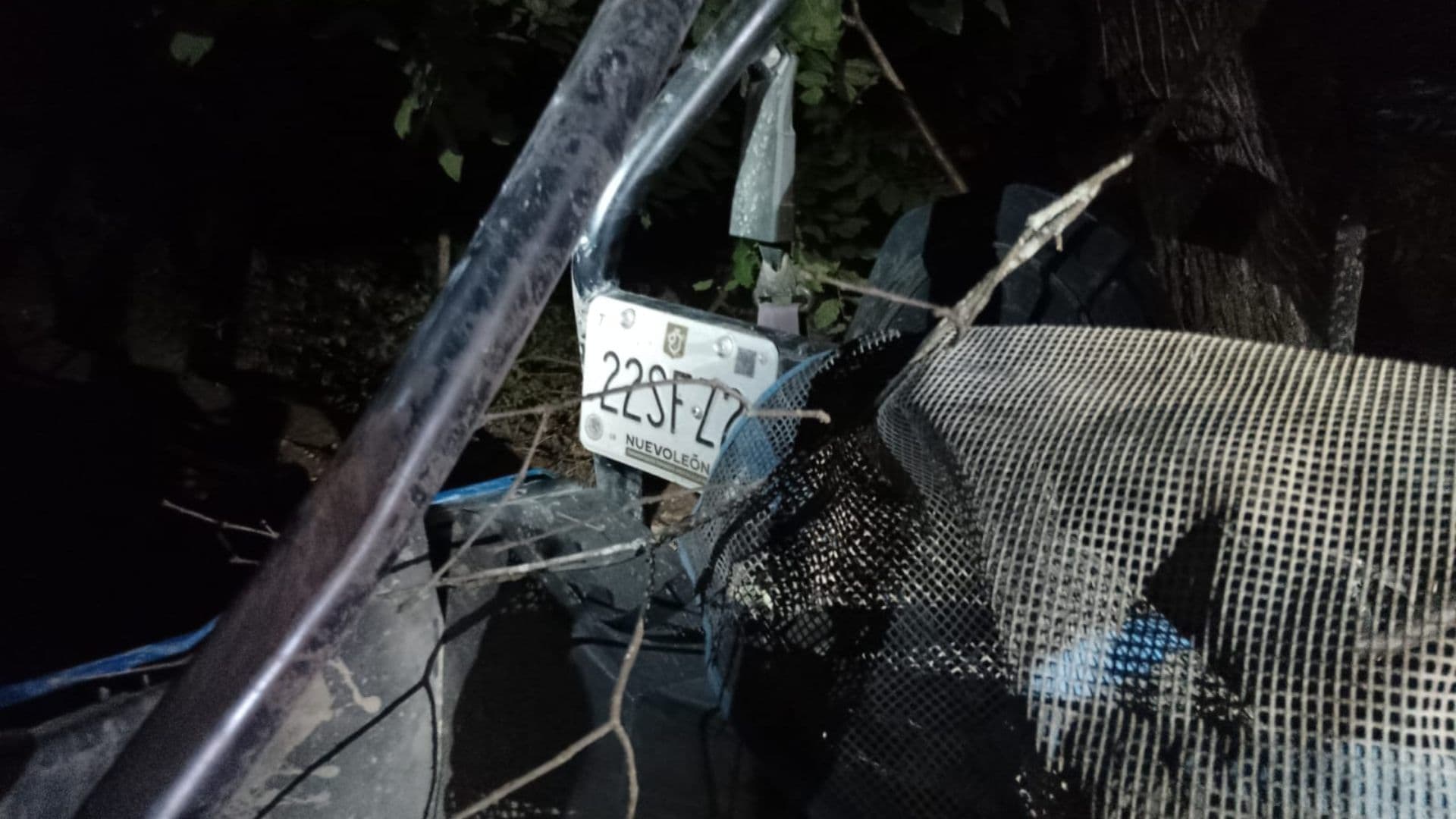 pareja rescatada en RZR