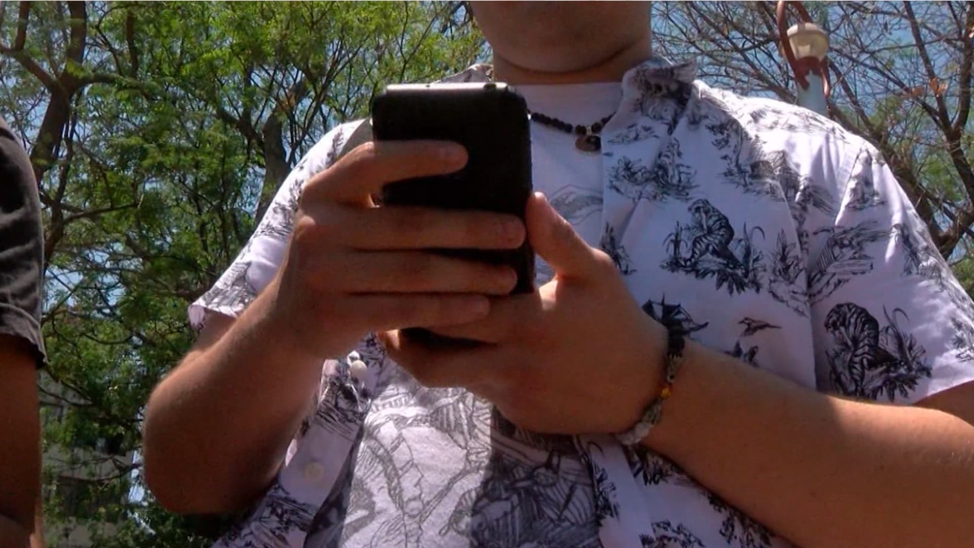 Los adolescentes podrían ser trasladados a poblados rurales