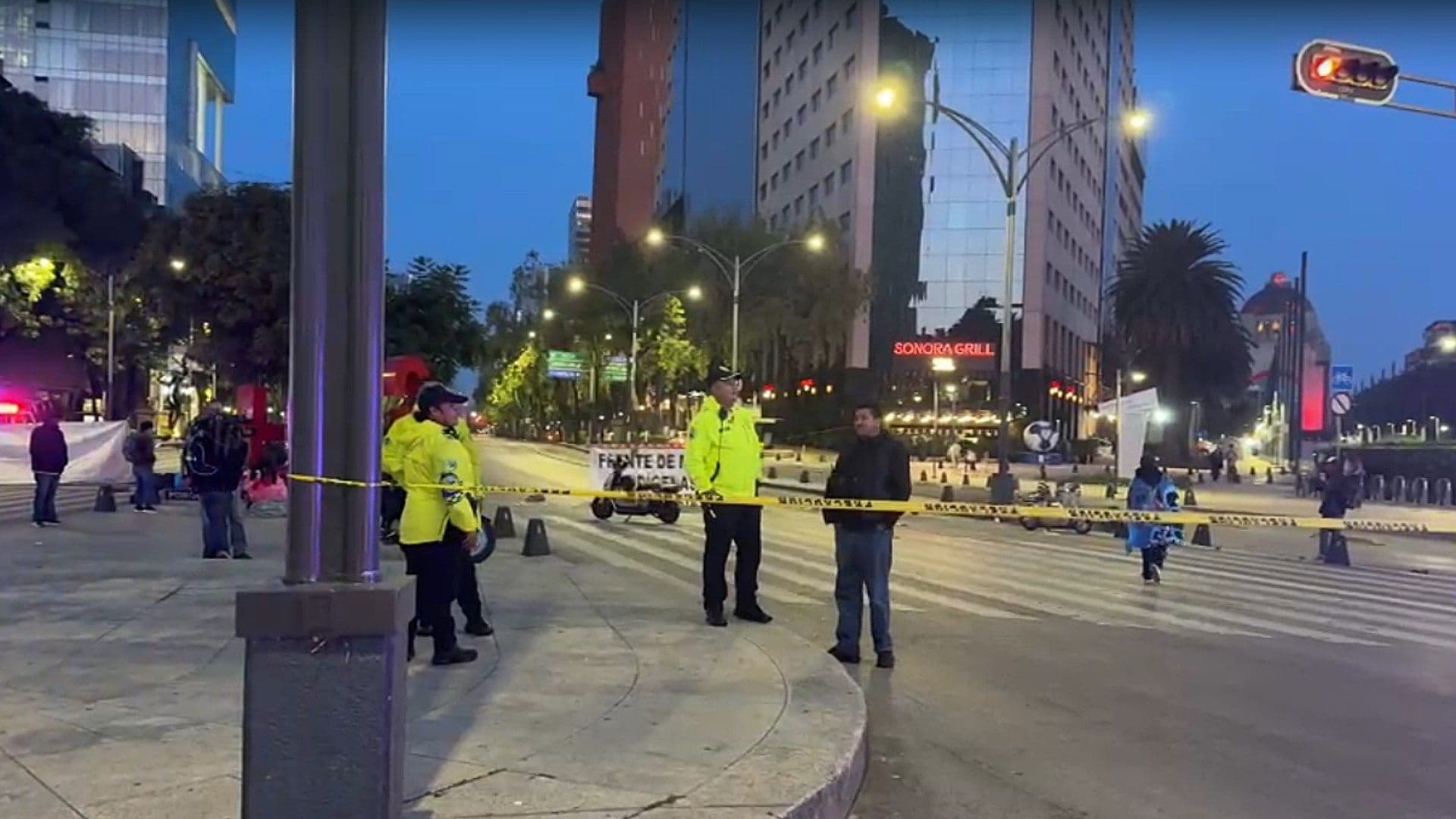 Bloqueo en Paseo de la Reforma la mañana del 23 de julio de 2026. Foto: N+