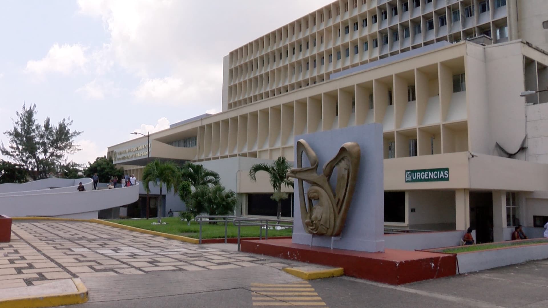 Denuncian Ante FGR Presunta Negligencia Médica tras Cirugía en IMSS de Veracruz
