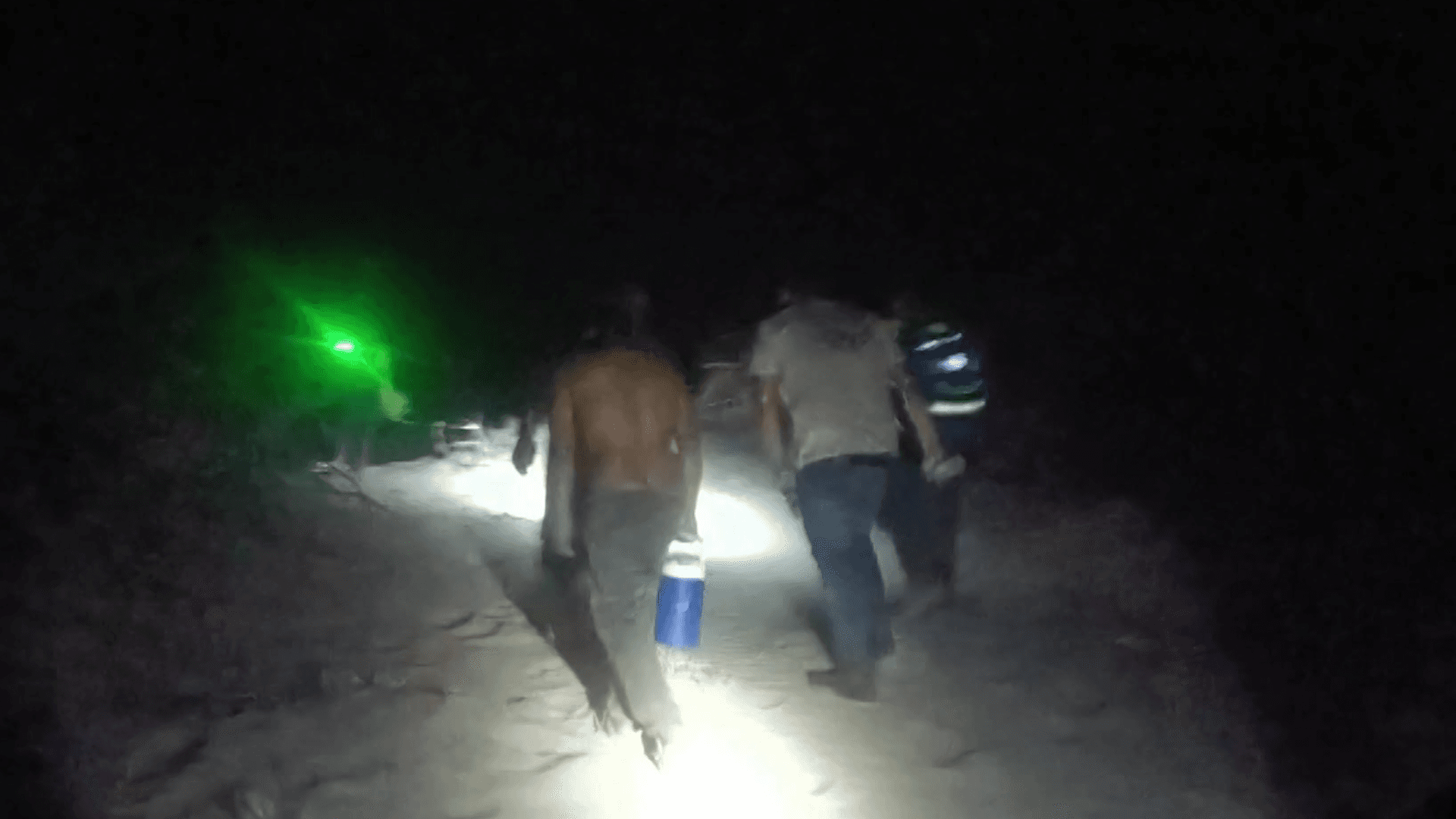Rescatan a Tres Personas Varadas en Zona Desértica de San Felipe, BC