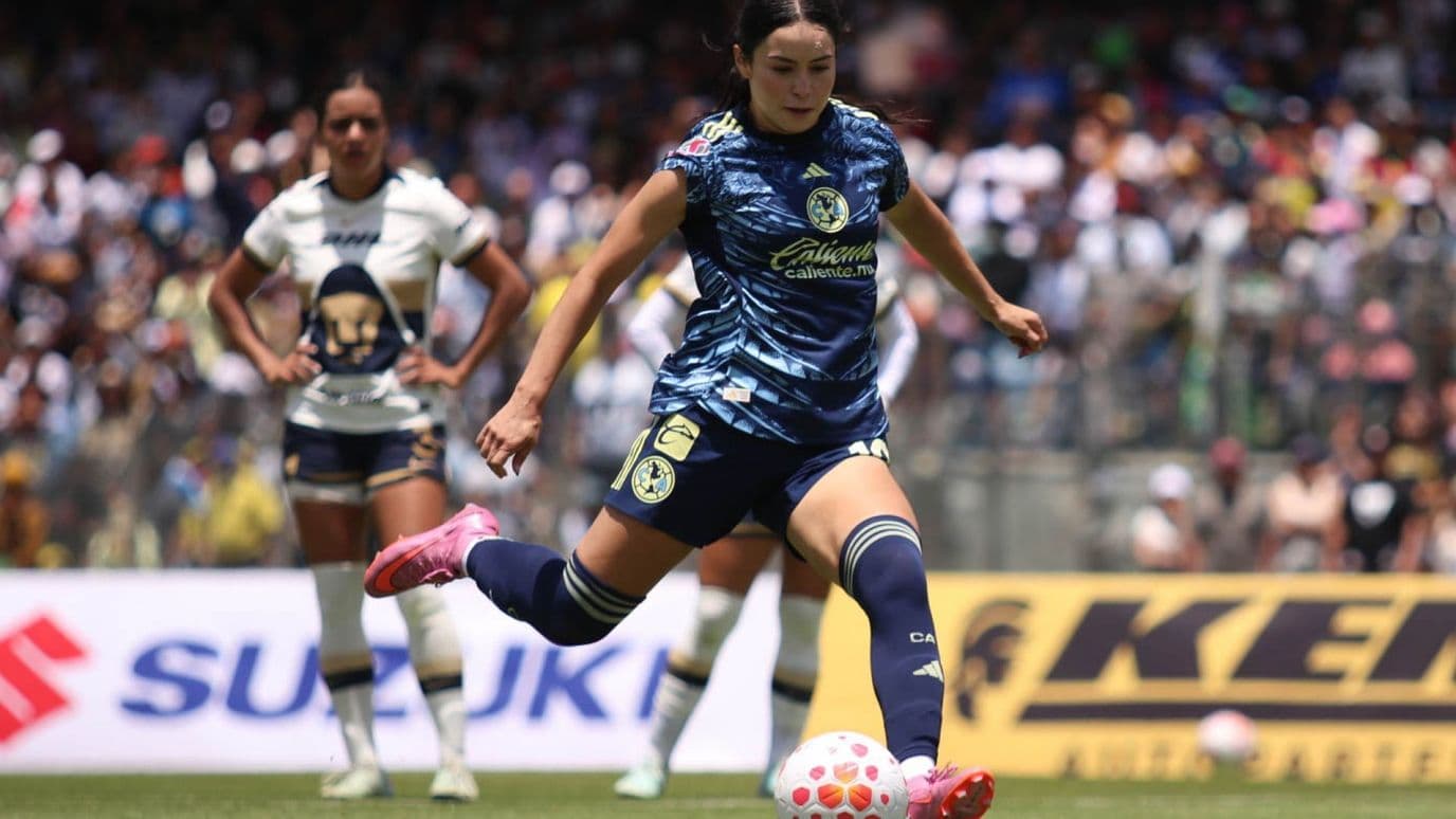Scarlett Camberos, delantera del América