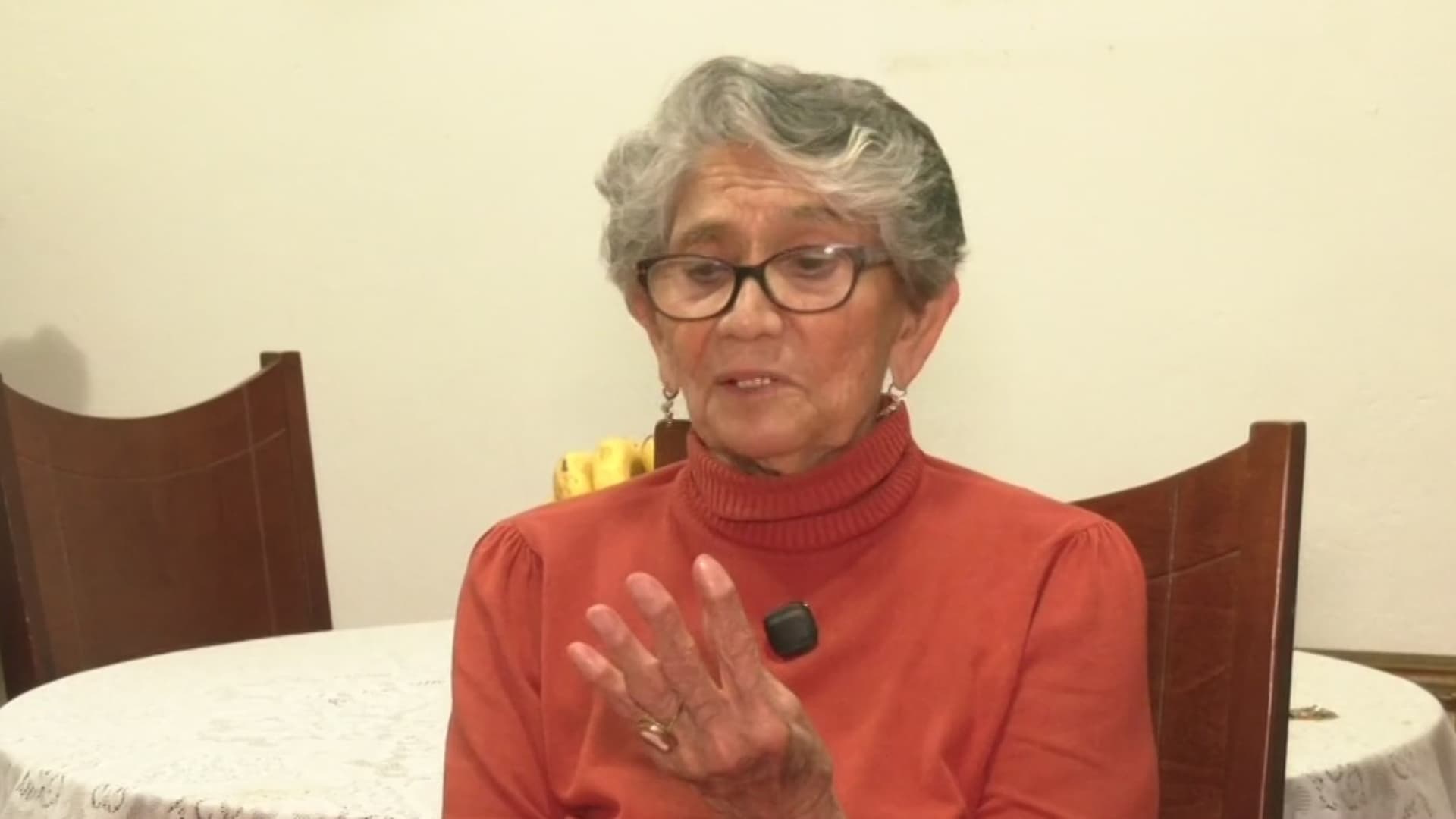 La señora Ebelia, de 87 años ha sido agredida por sus familiares.