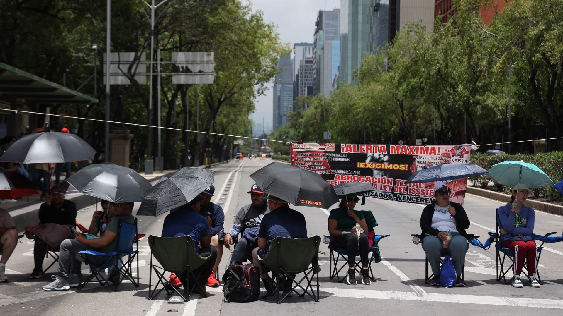 Bloqueo de la CNTE en Bucareli
