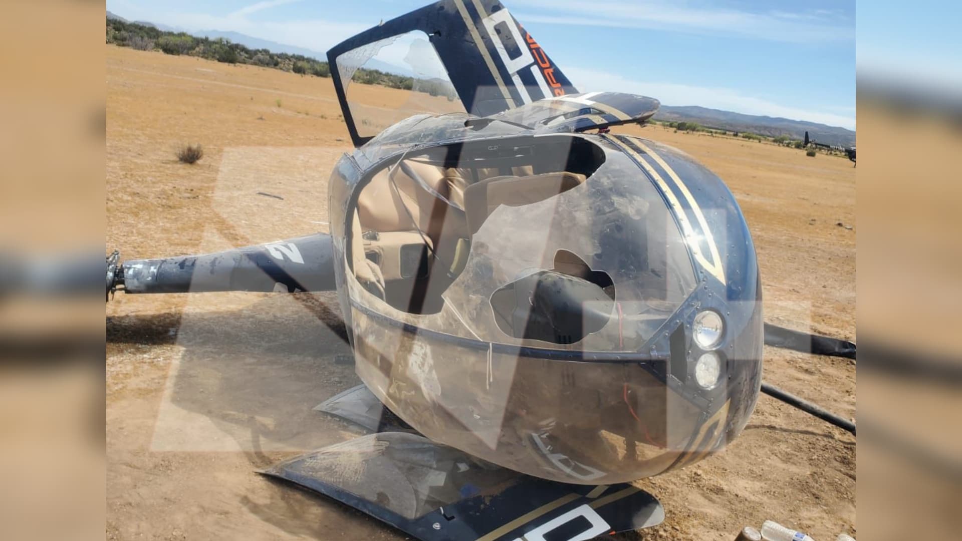 Se desploma helicóptero en competencia de Ensenada