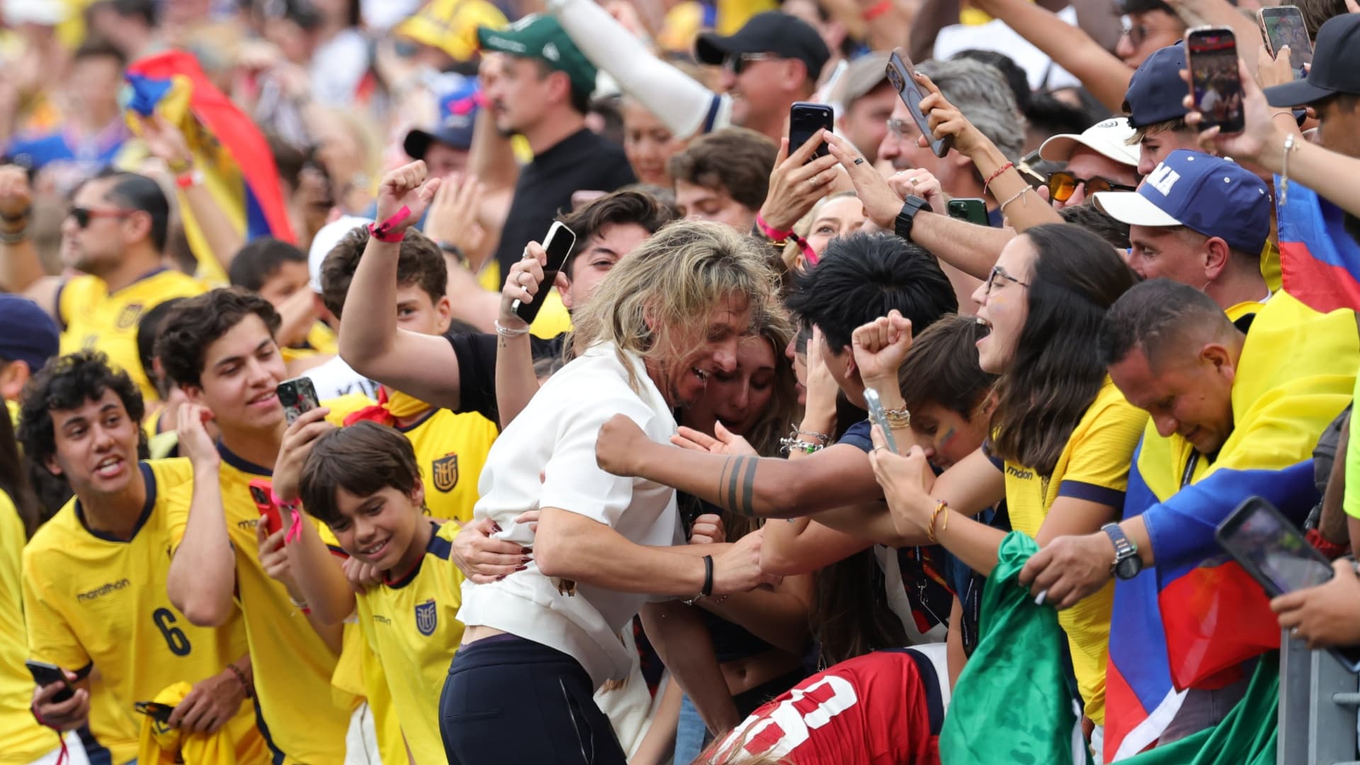 ¿Quién Es el Entrenador de Ecuador que Venció a Alemania y de Dónde Es? Logró Clasificación