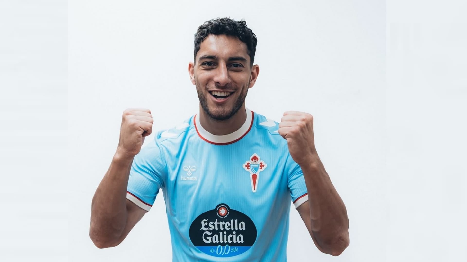 Sebastián Cáceres llamó la atención del entrenador del Celta de Vigo debido a que puede jugar en varias posiciones defensivas.