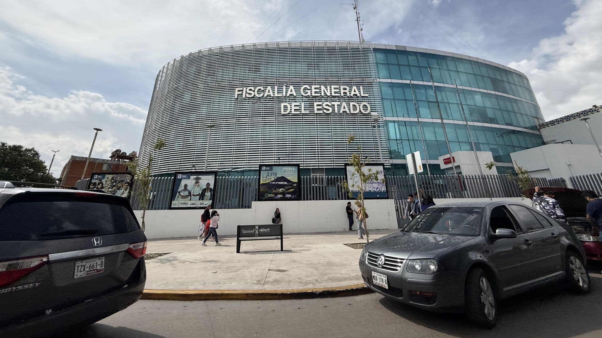 Catean Seis Inmuebles y Detienen a Tres Sujetos en Huejotzingo, Puebla