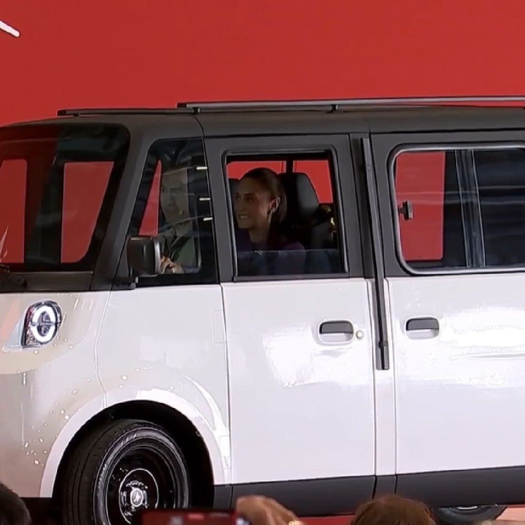Sheinbaum Presenta el Auto Eléctrico Olinia