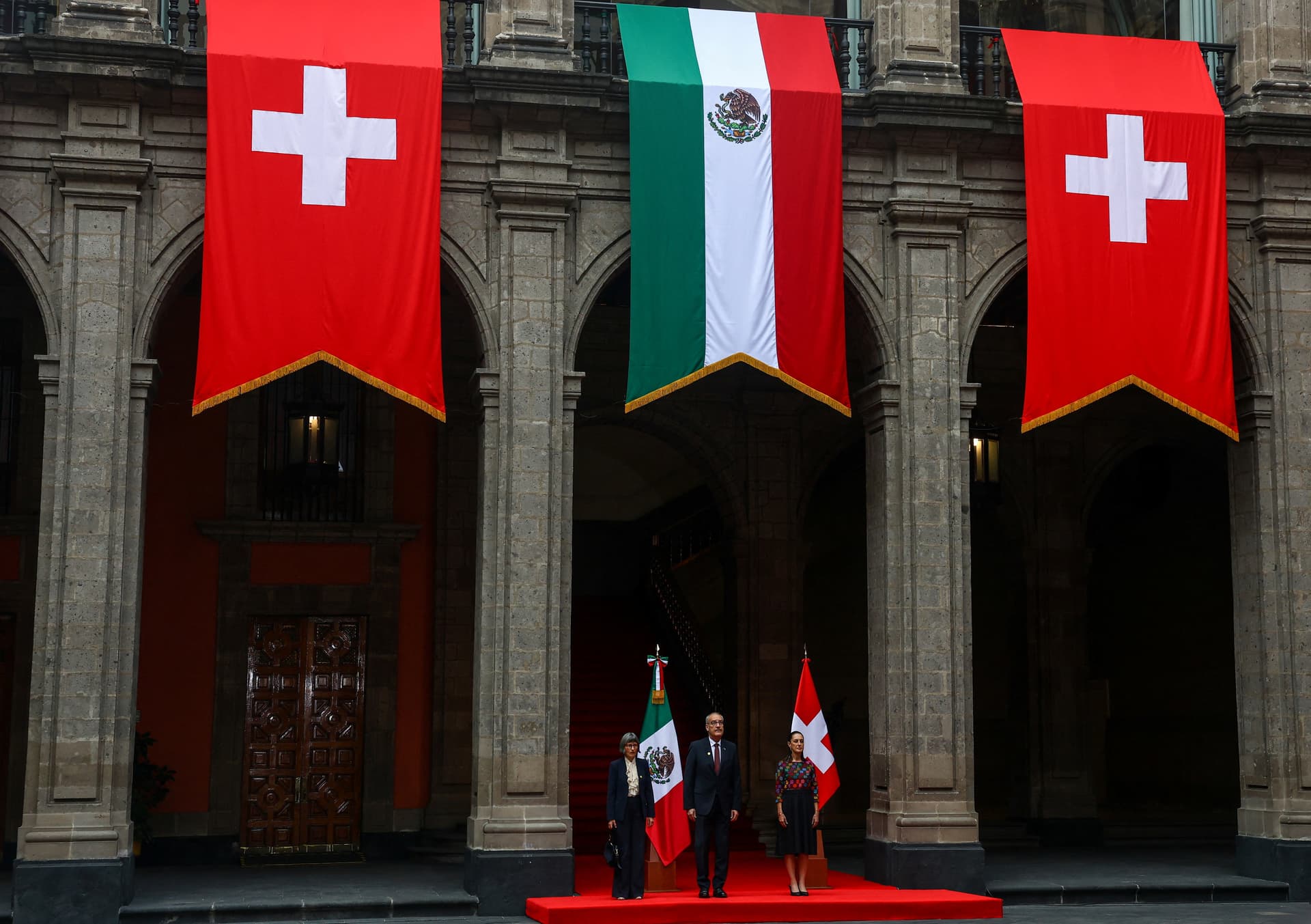 Reunión Sheinbaum-Parmelin: México y Suiza Acuerdan Fortalecer Comercio y Patrimonio Cultural