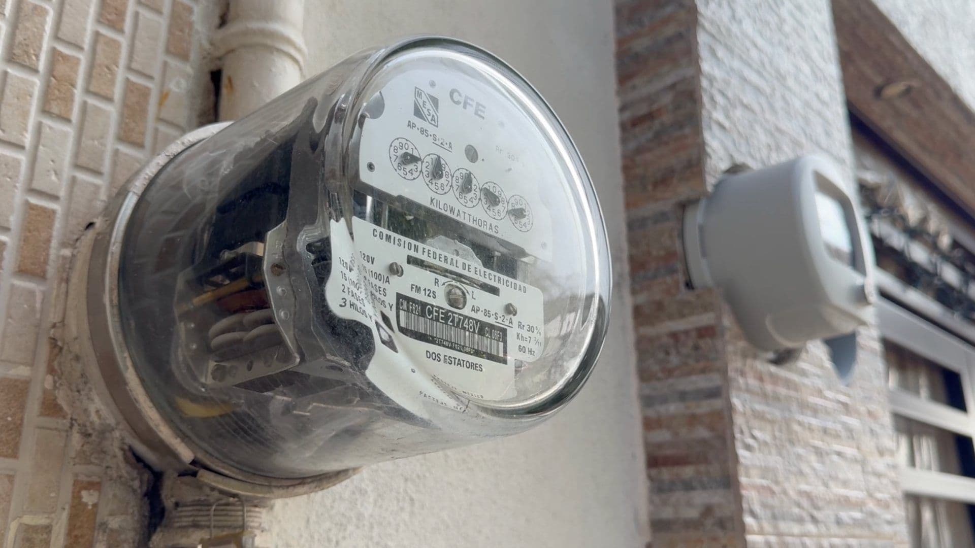 Vecinos Llevan Más de Cinco Días Sin Luz en Colonia Terminal en Monterrey