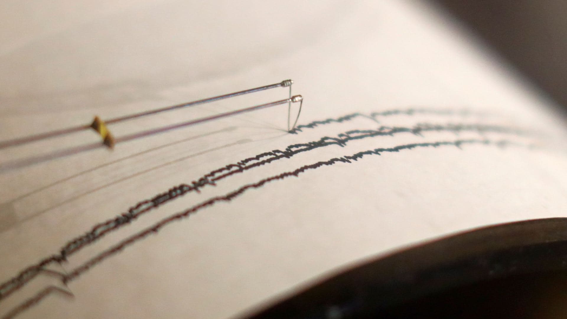 Fuerte Sismo Magnitud 6.3 Sacude Alaska