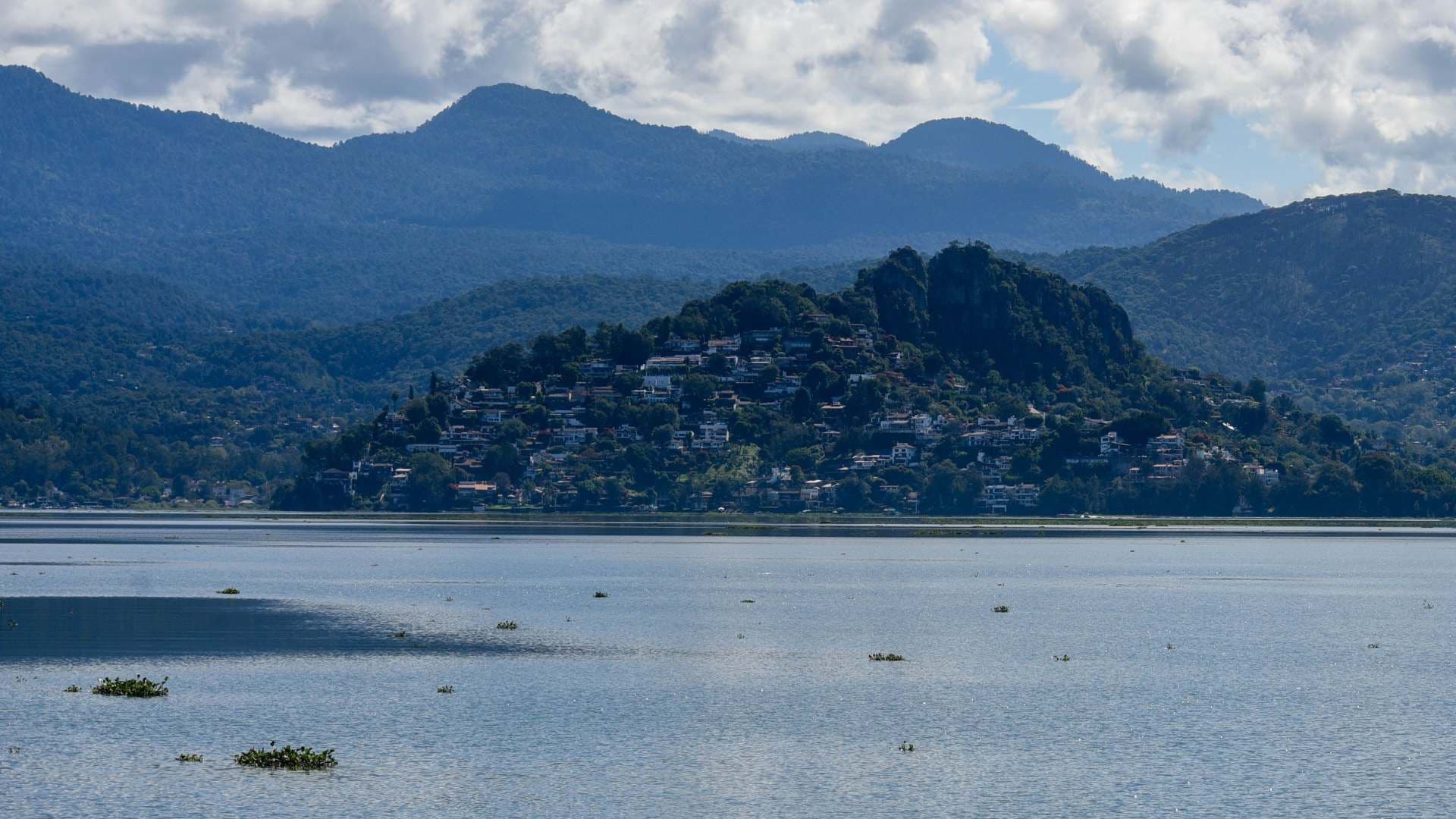 Presa Valle de Bravo del Sistema Cutzamala en octubre 2025. Foto: Cuartoscuro | Archivo