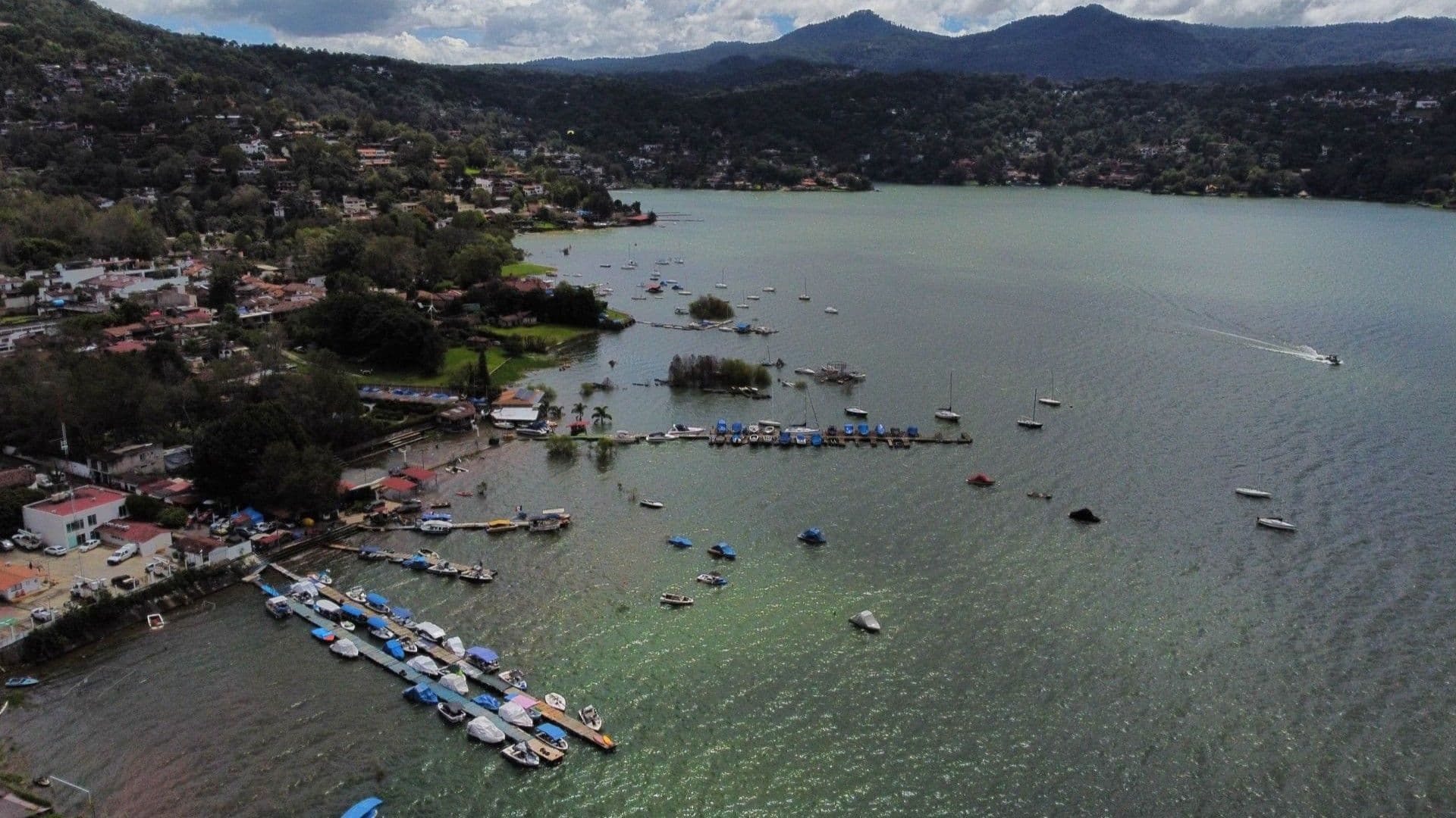 Presa Valle de Bravo del Sistema Cutzamala