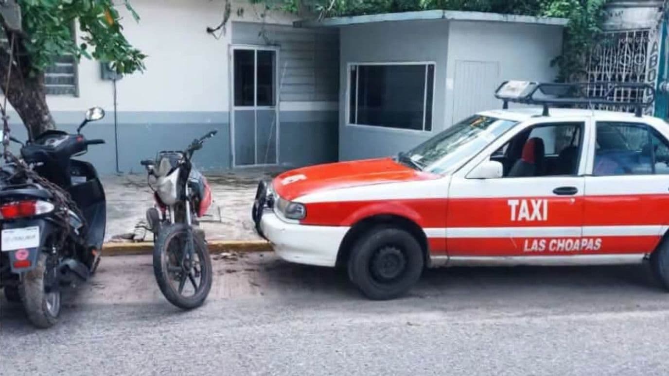 En el operativo aseguraron un taxi y detuvieron a 7 personas.