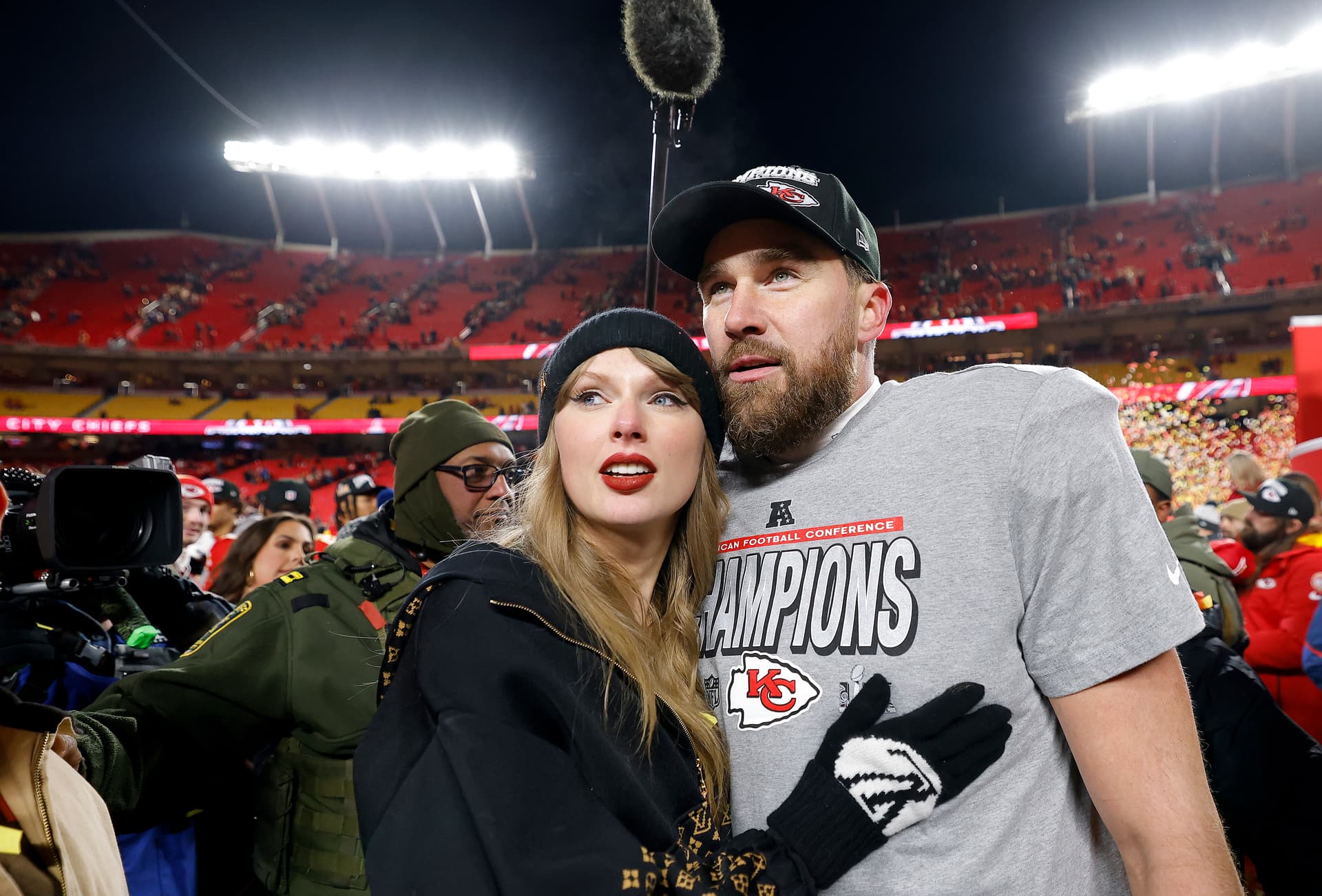 ¿Taylor Swift y Travis Kelce ya Están Casados? Esto es lo que Sabemos