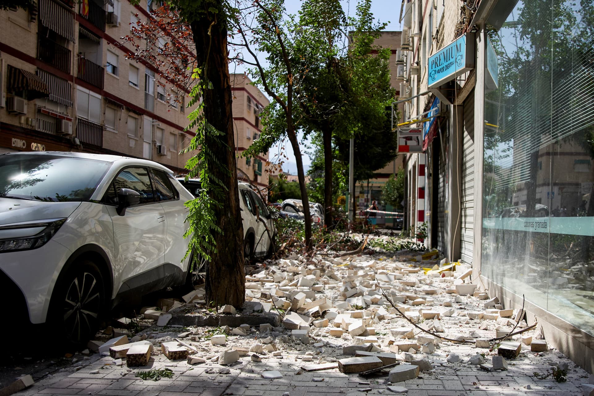 Derrumbes por el sismo de hoy en Granada, España