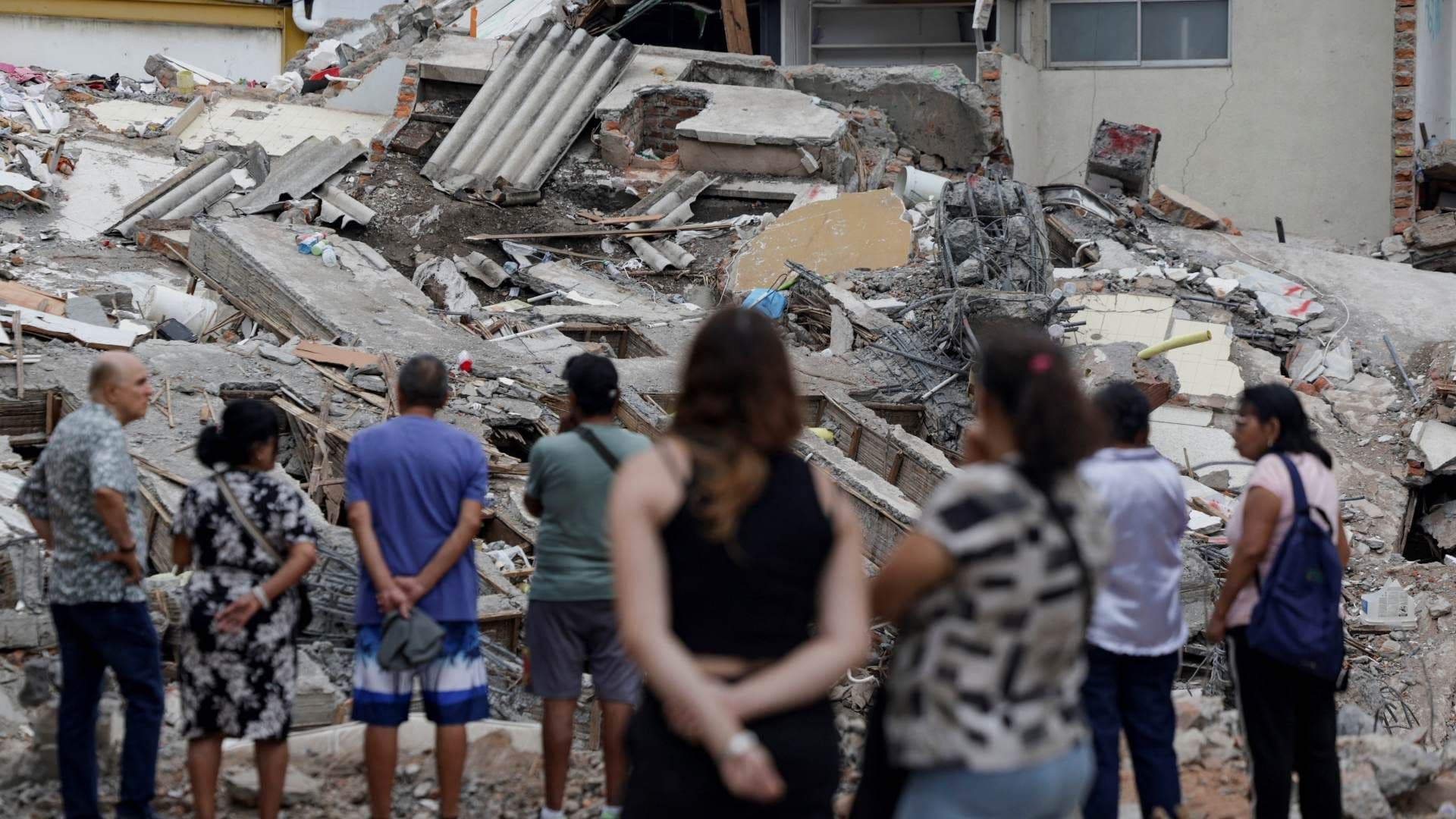 Edificio derrumbado por sismo en Colombia. Recuento de sismos magnitud mayor a 7.