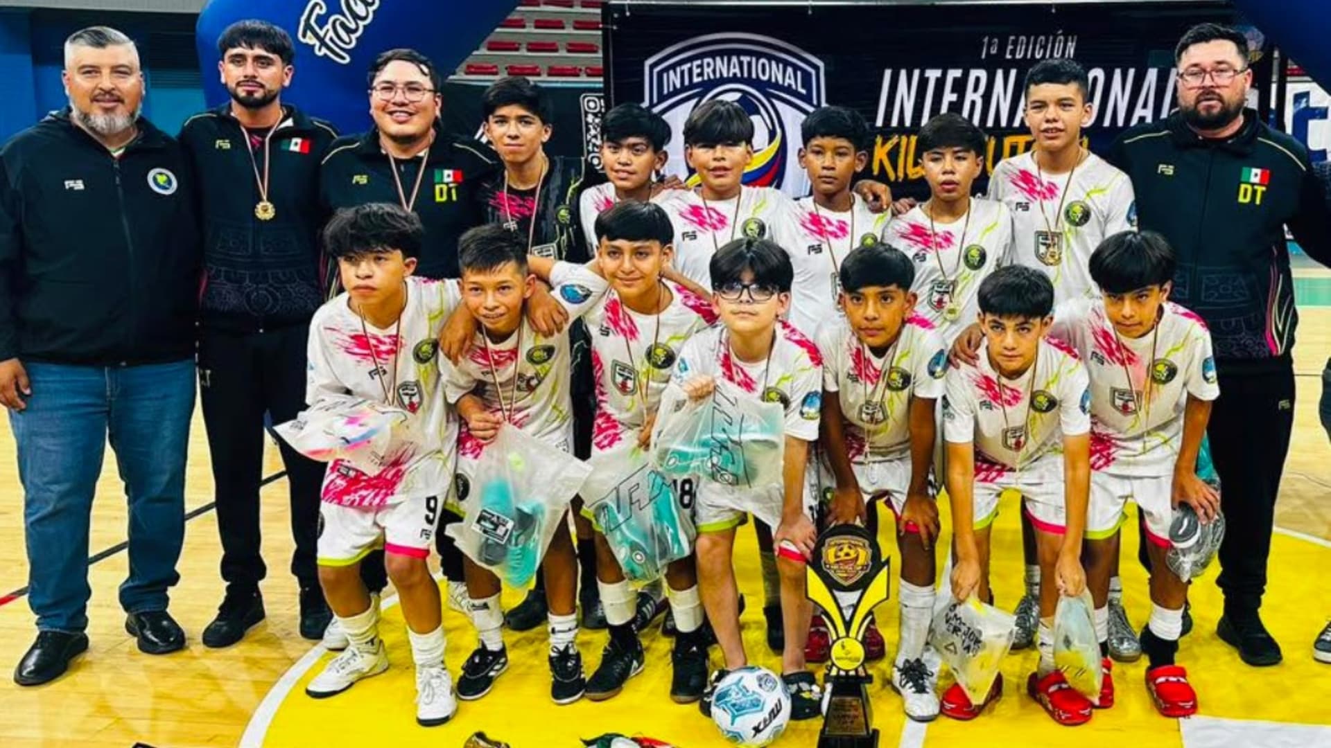 Equipo de Niños Futbolistas de Tijuana Quedan Varados en Colombia tras Sismo