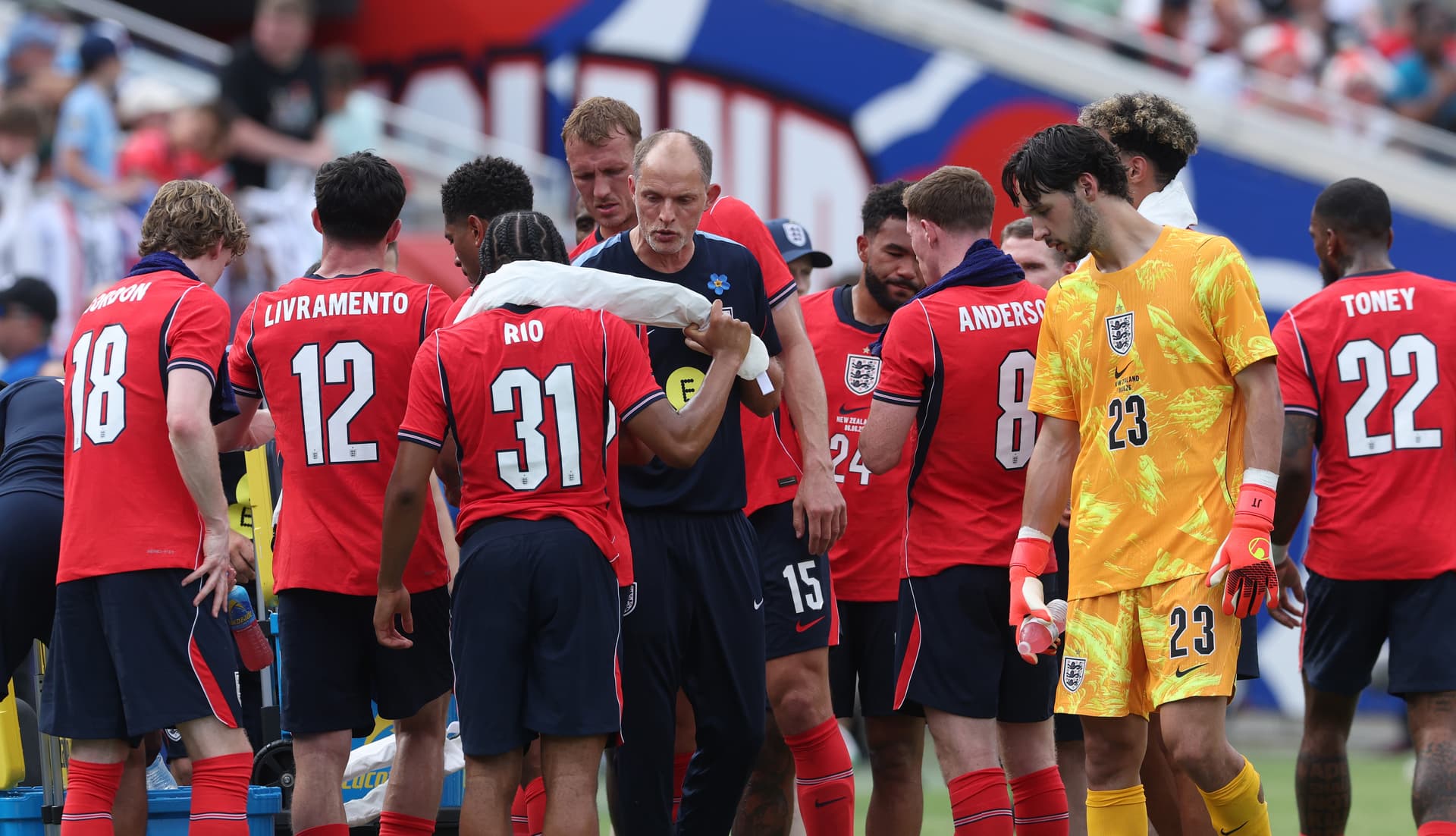 Jugadores de la selección de Inglaterra durante un partido amistoso previo al Mundial