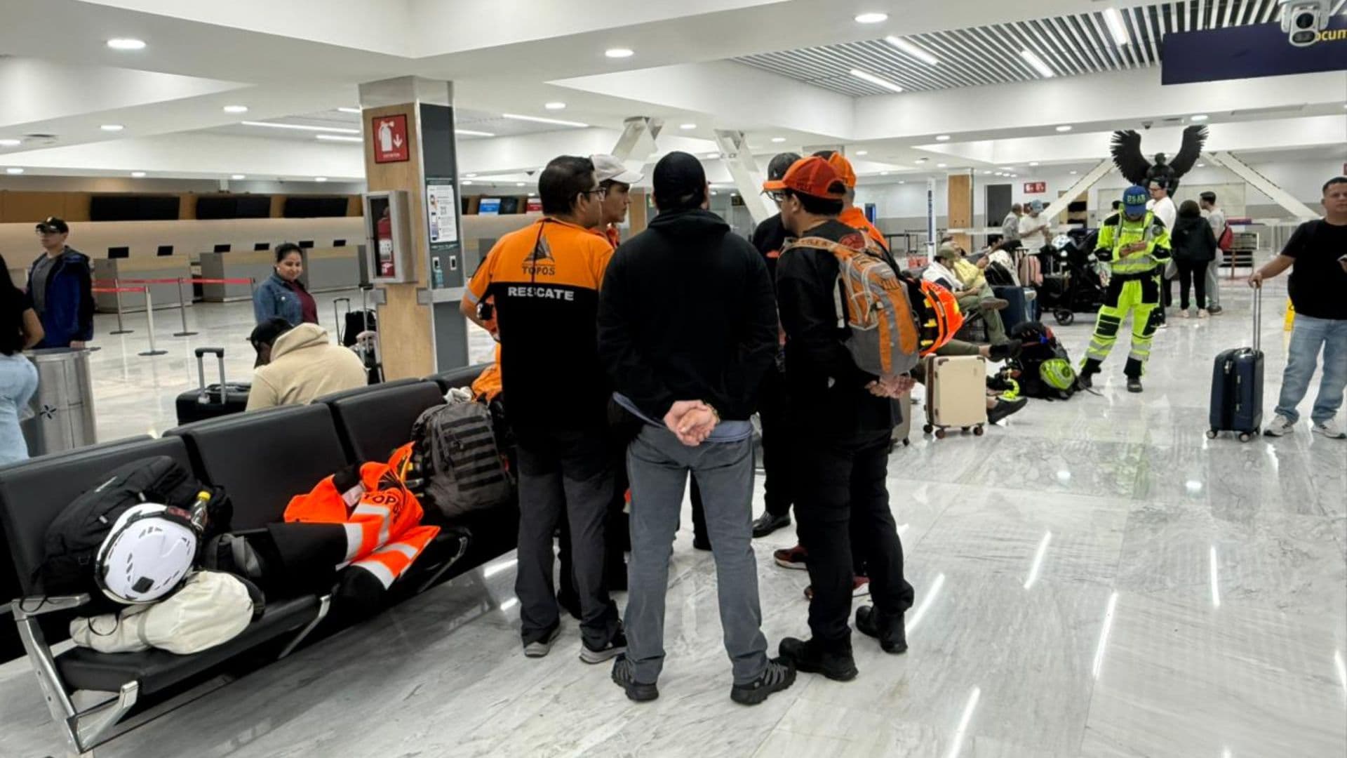 'Topos' se reúnen antes de partir para ayudar en los terremotos de Venezuela
