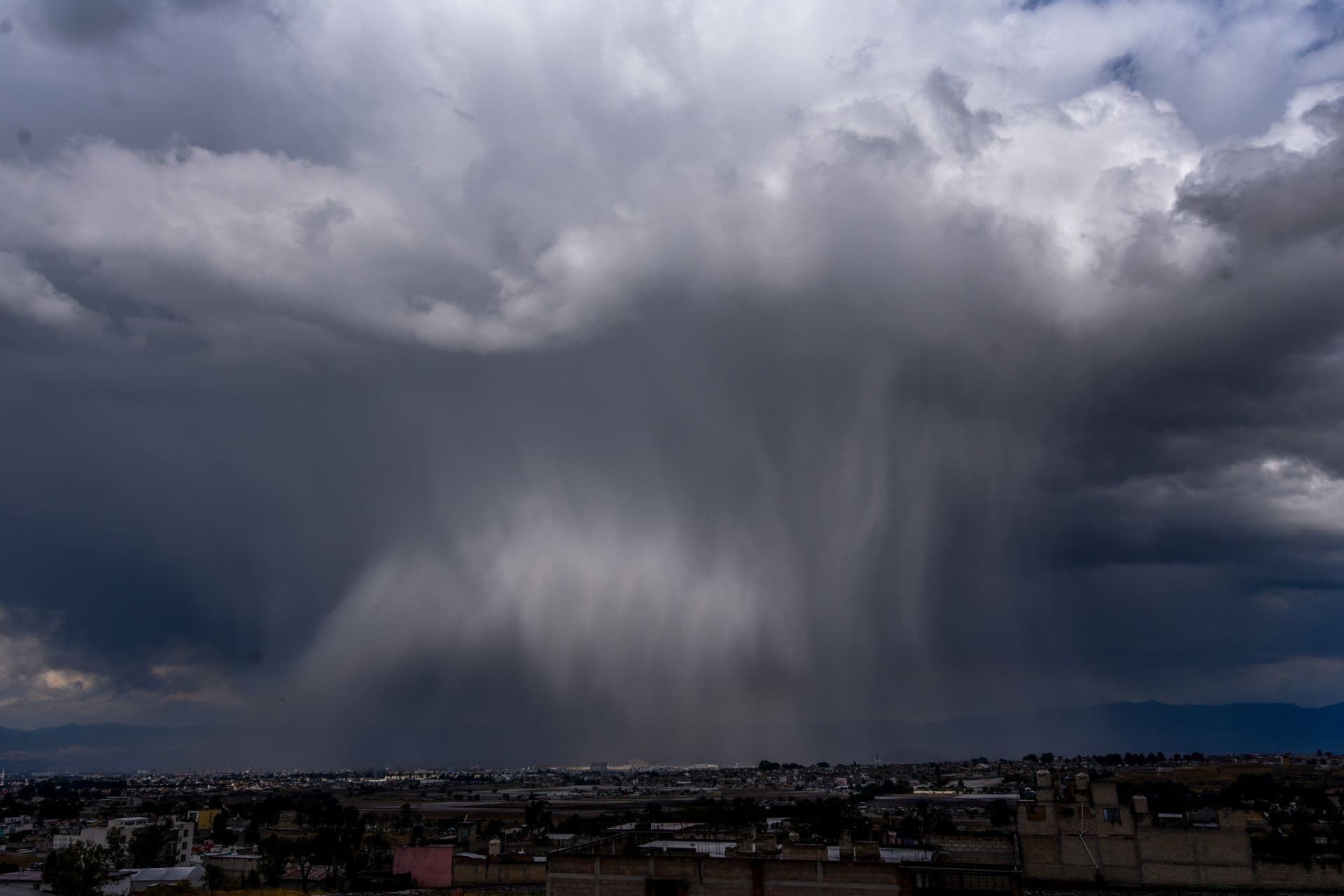 Tormenta en el Valle de México