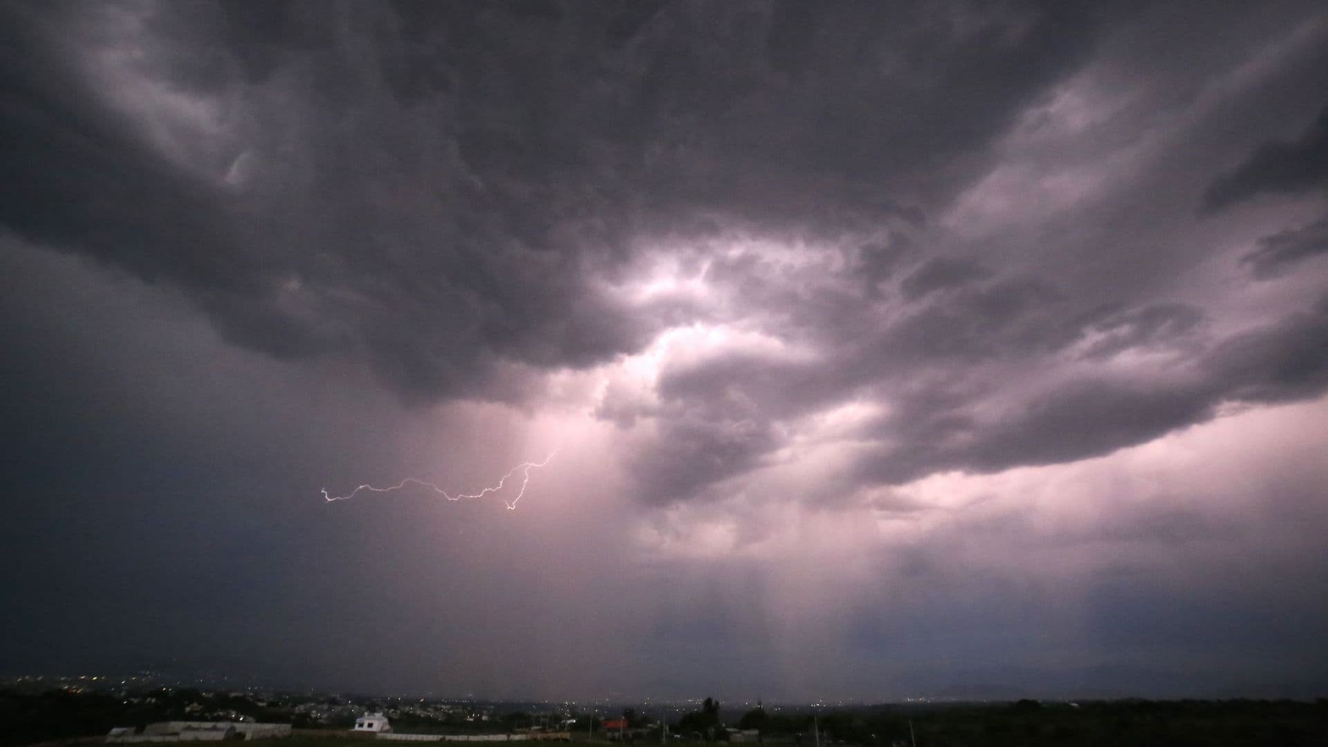 Tormenta eléctrica en México