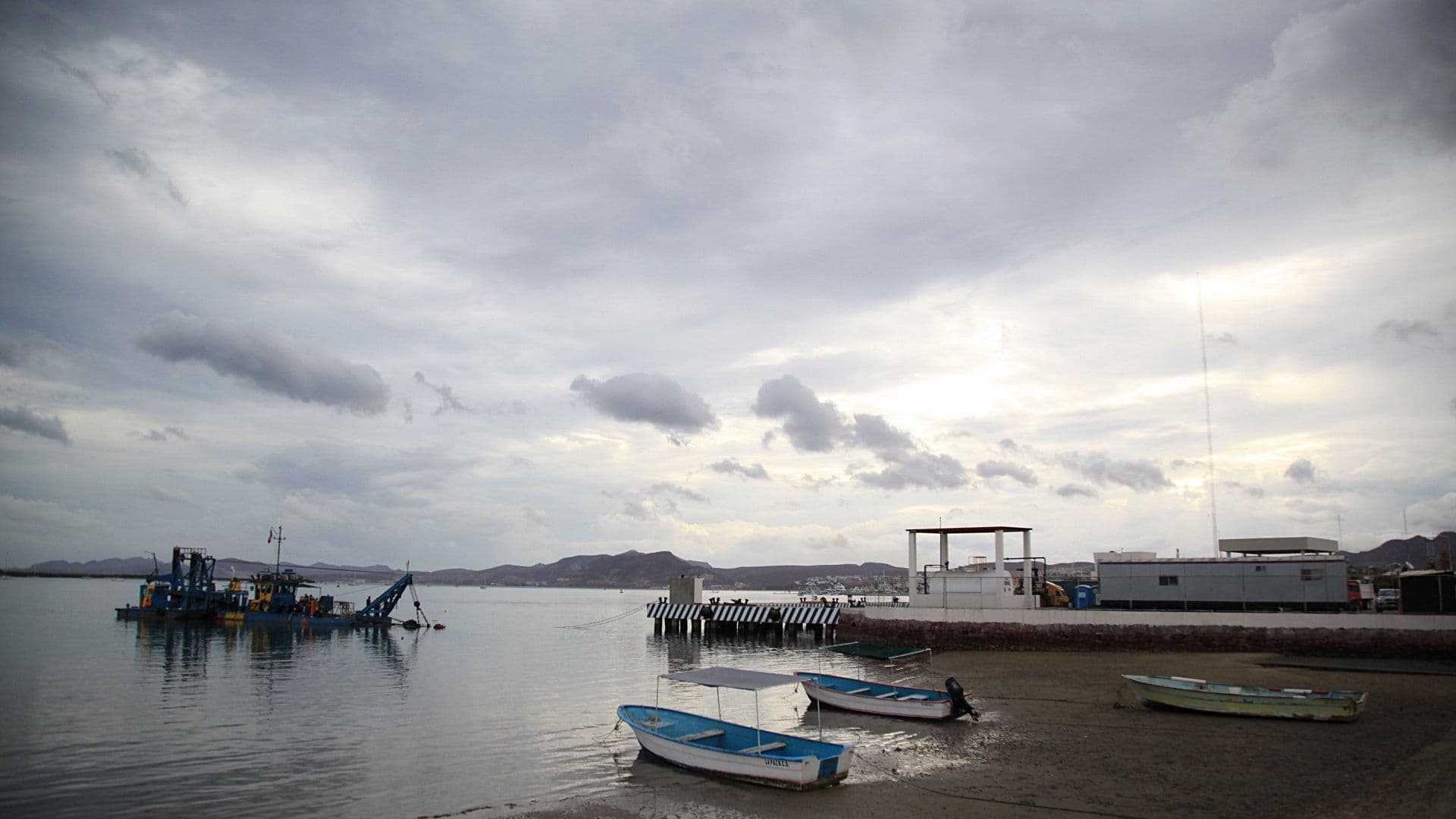 Oleaje elevado en Baja California Sur durante paso de tormenta Bud en junio 2018. Foto: Cuartoscuro | Archivo