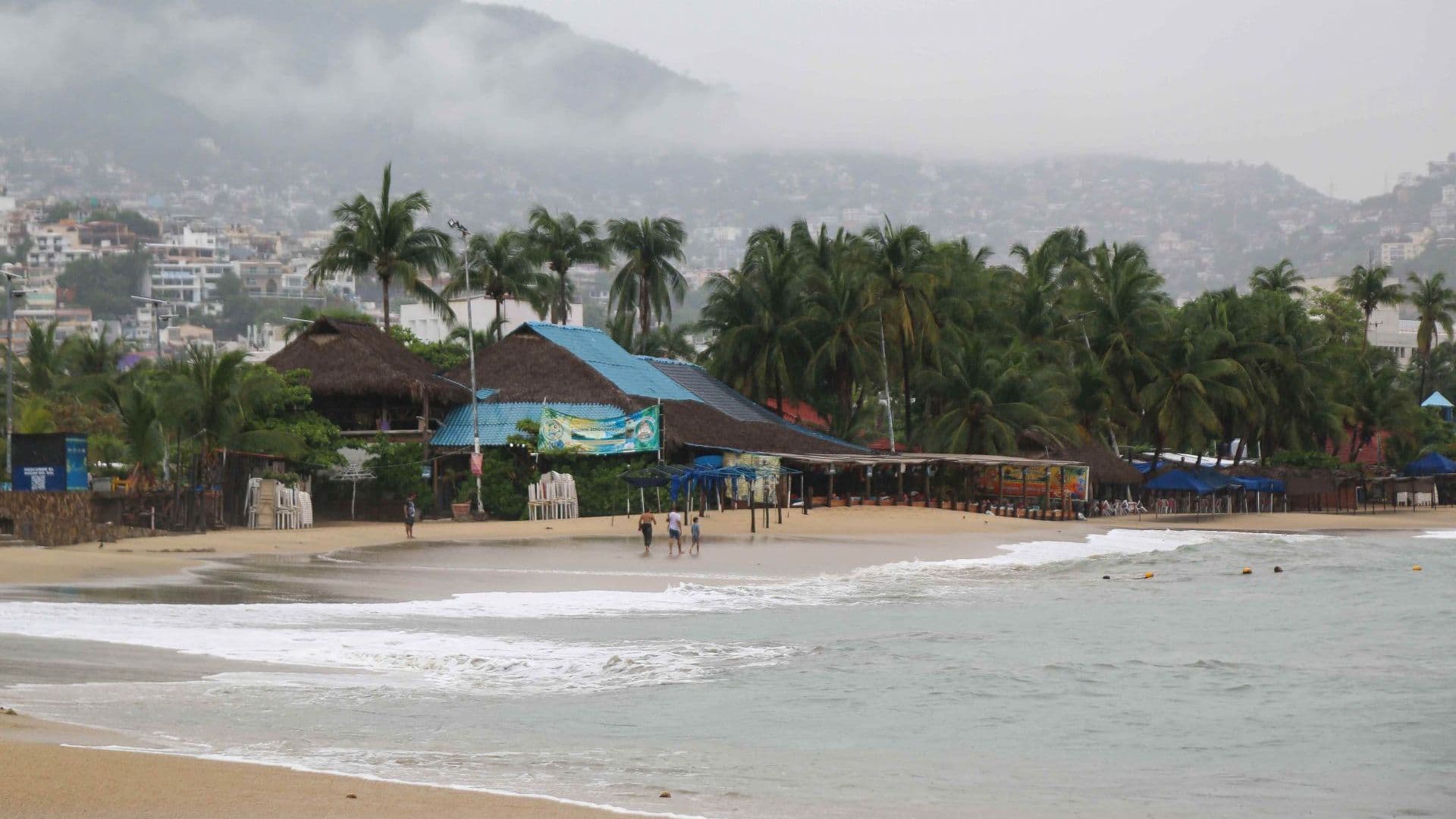 Efectos de tormenta tropical en Acapulco, Guerrero