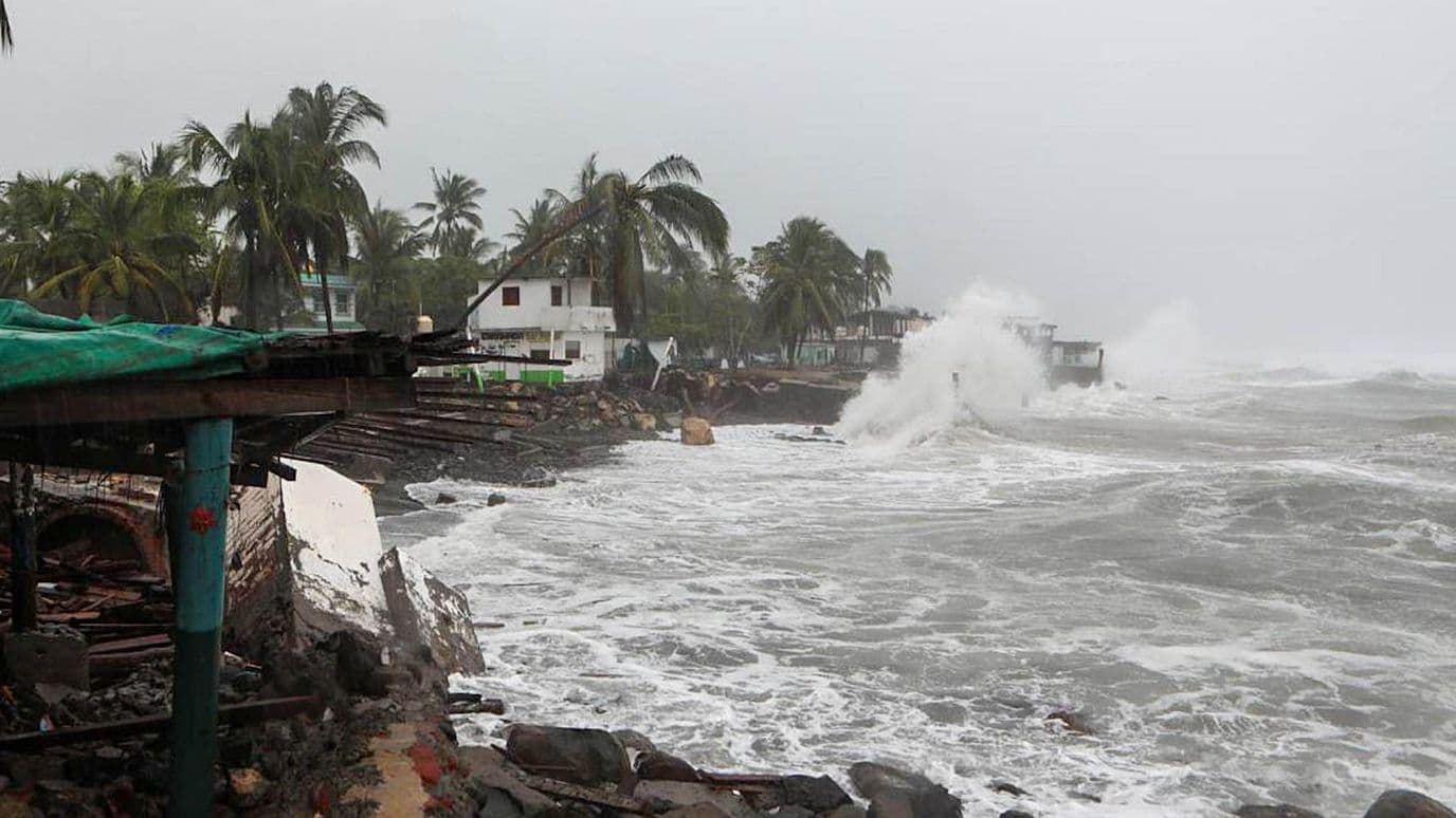 Afectaciones del huracán Simon en Colima el 11 de octubre 2026. Foto: Cuartoscuro | Archivo