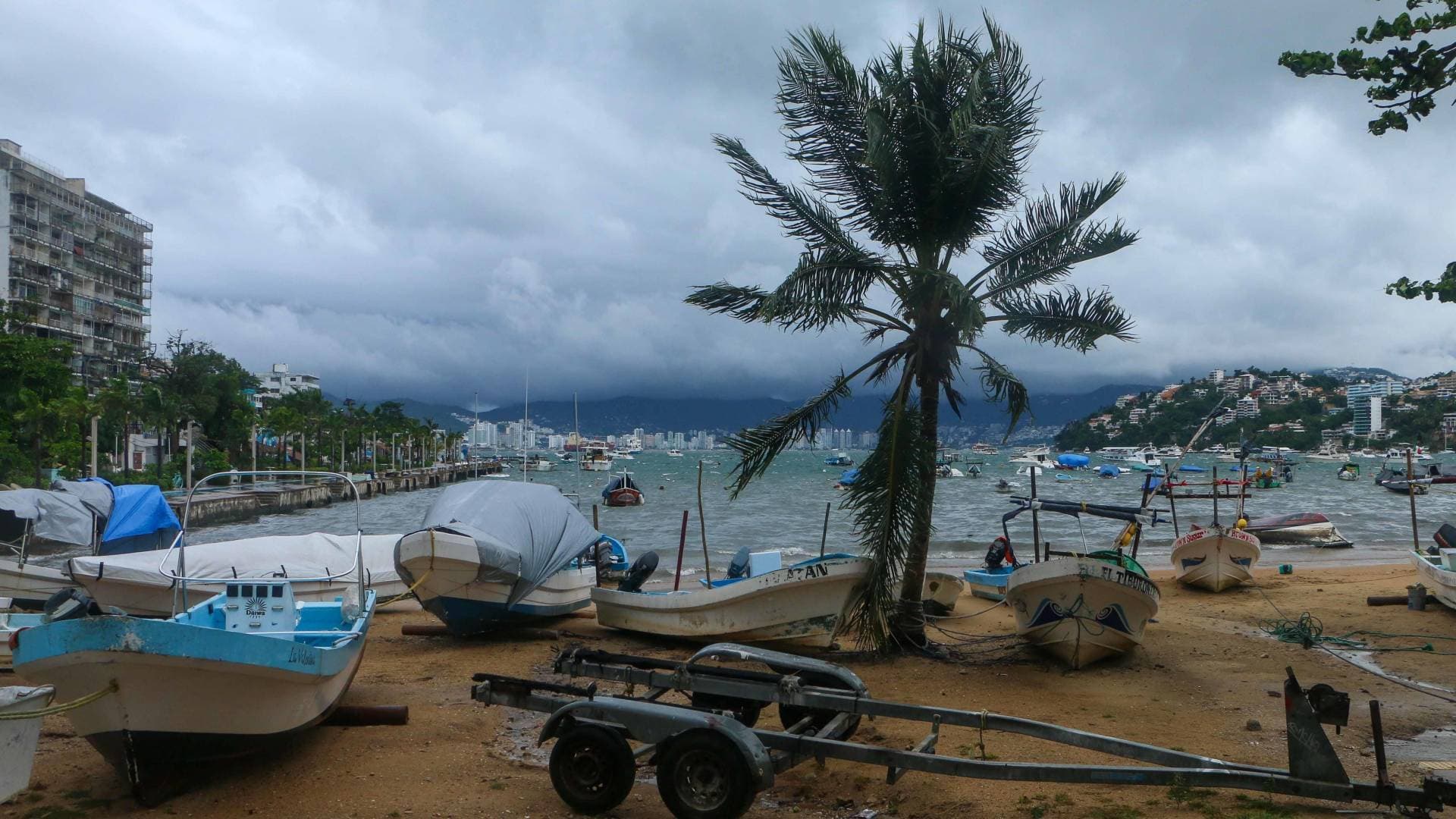 Afectaciones en Acapulco, Guerrero, por la tormenta Raymond en octubre de 2025. Foto: Cuartoscuro | Archivo
